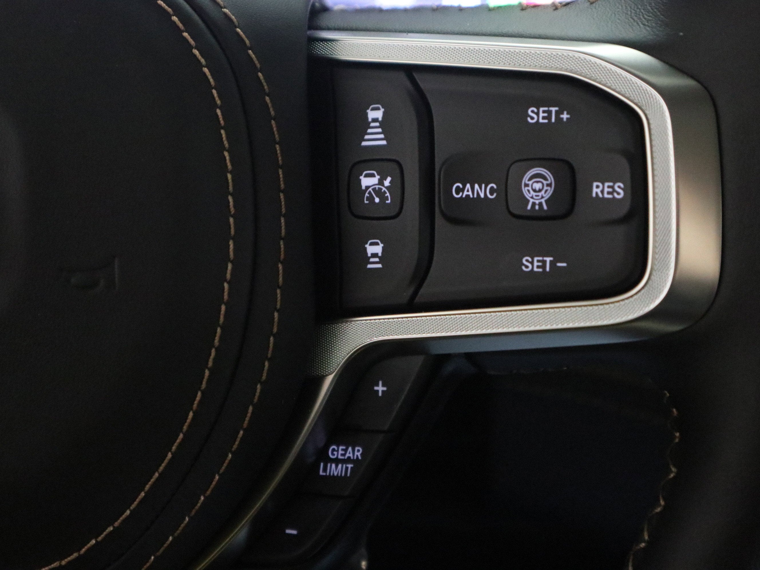 2026 RAM 1500 Tungsten Crew Cab 4x4