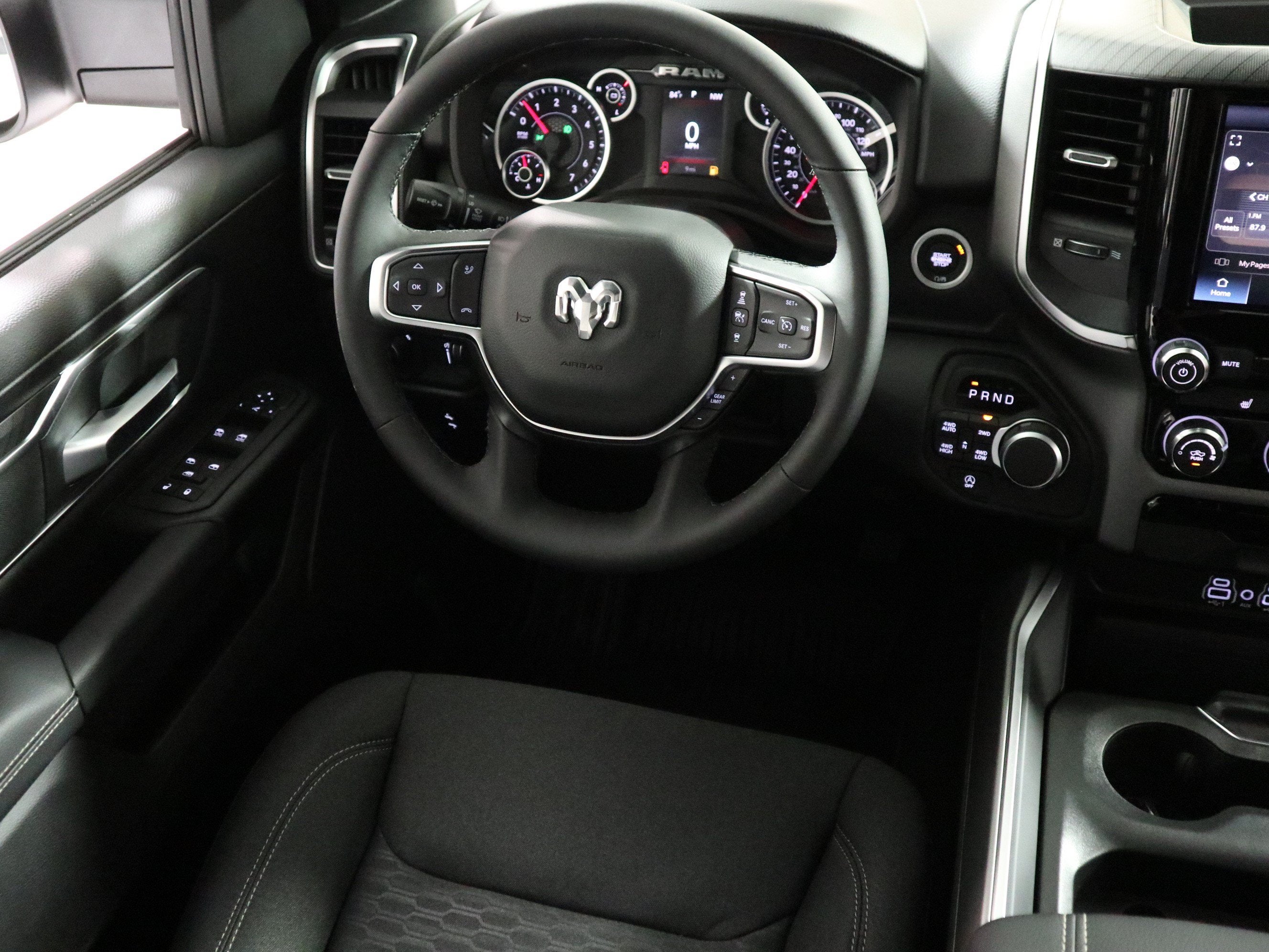 2027 RAM 1500 BIG HORN