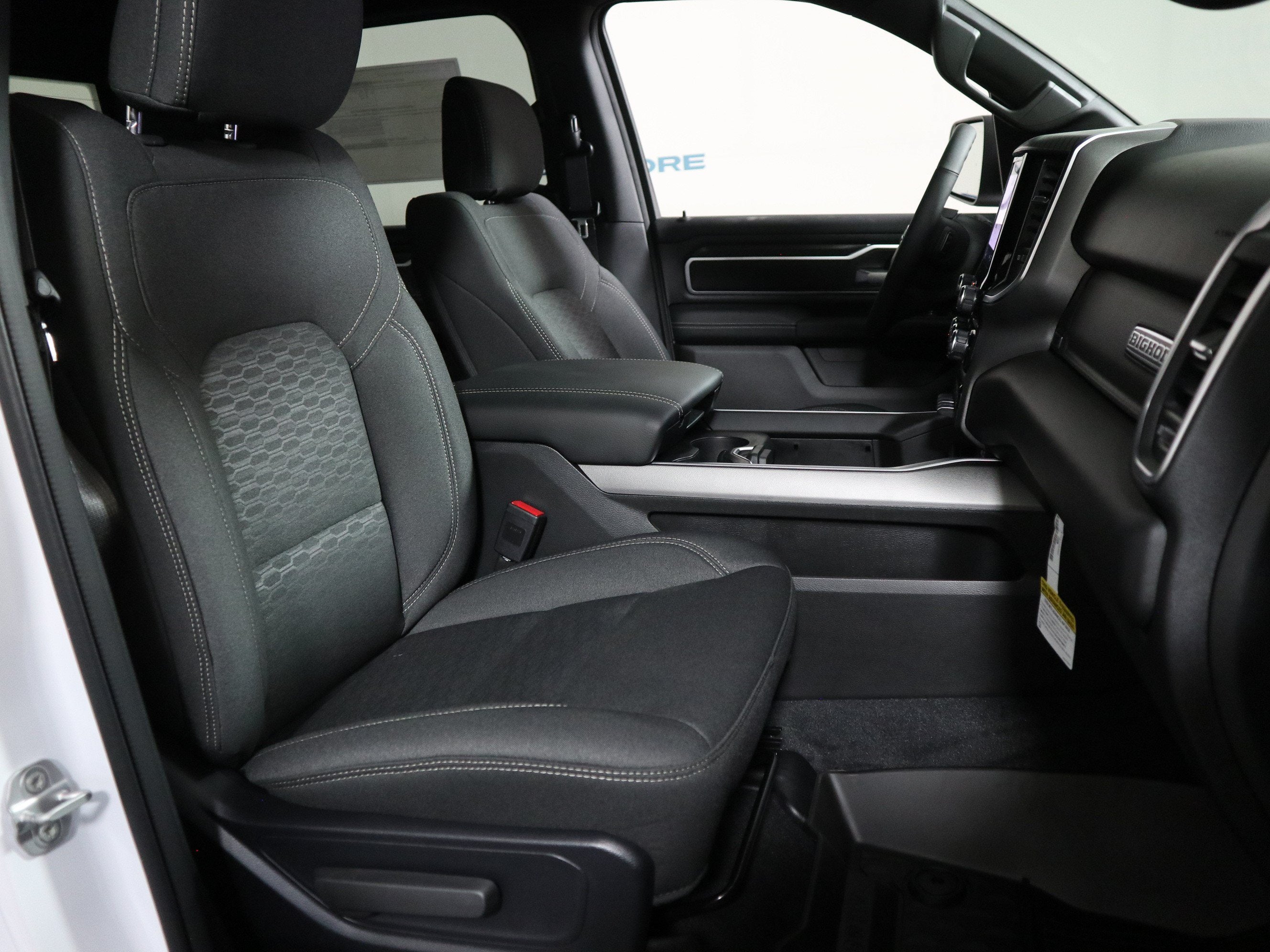 2027 RAM 1500 BIG HORN