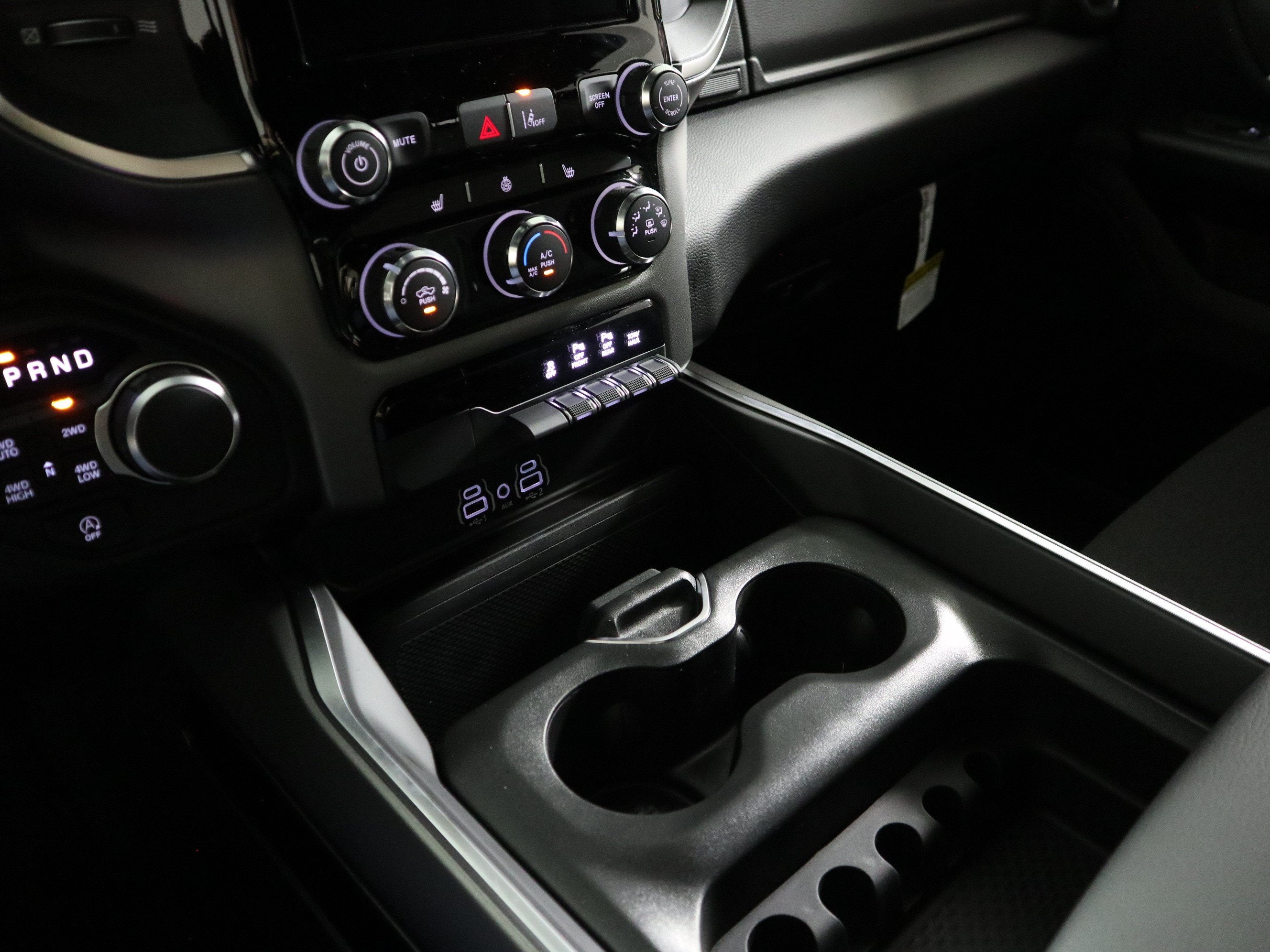 2027 RAM 1500 BIG HORN