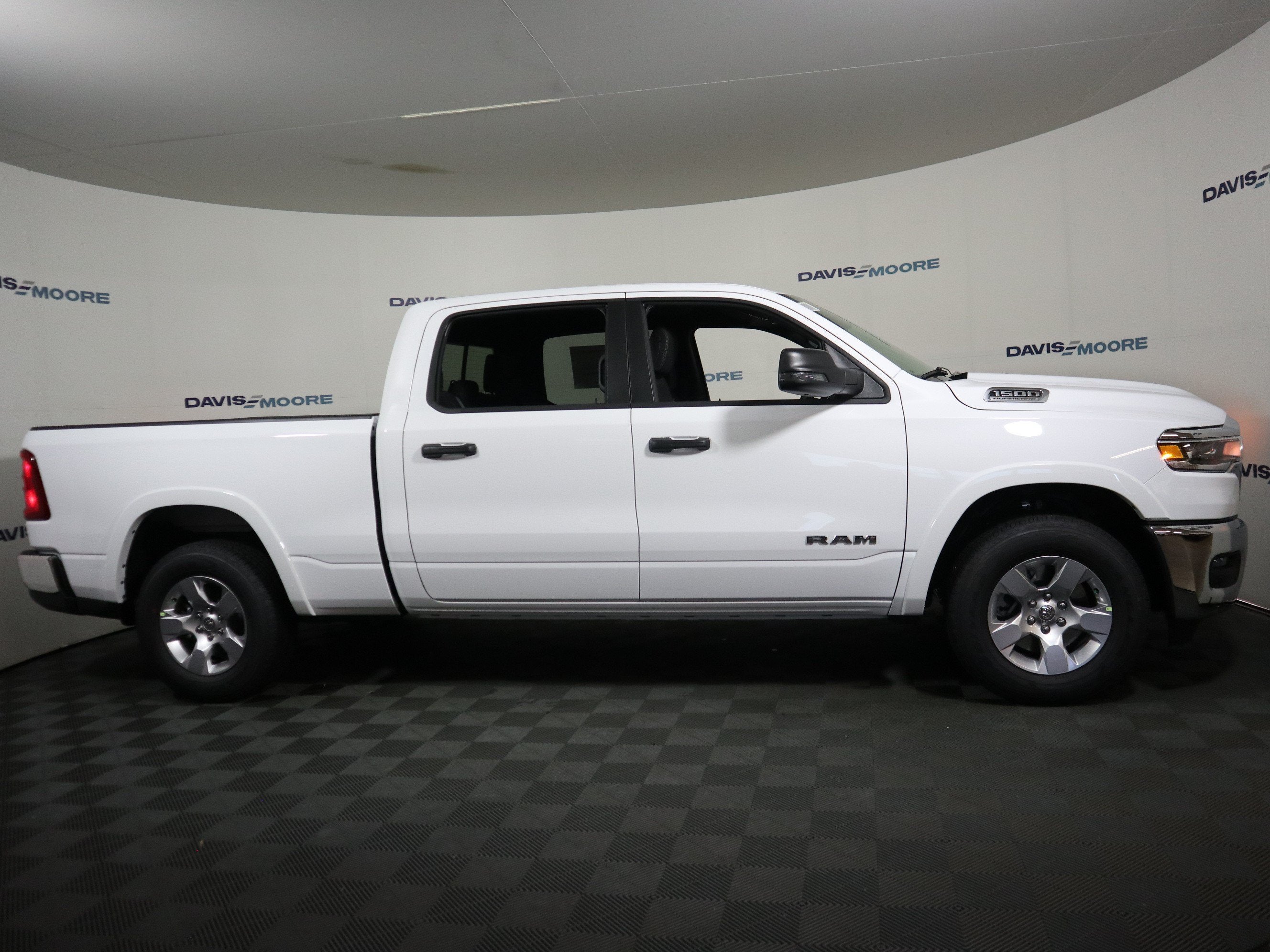 2027 RAM 1500 BIG HORN