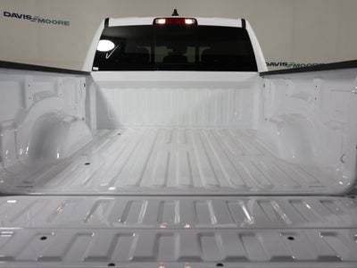 2027 RAM 1500 Express 4x4 Crew Cab