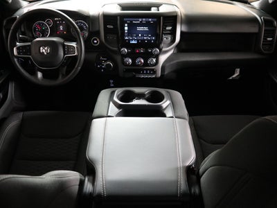 2027 RAM 1500 Express 4x4 Crew Cab