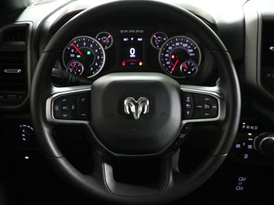 2027 RAM 1500 Express 4x4 Crew Cab