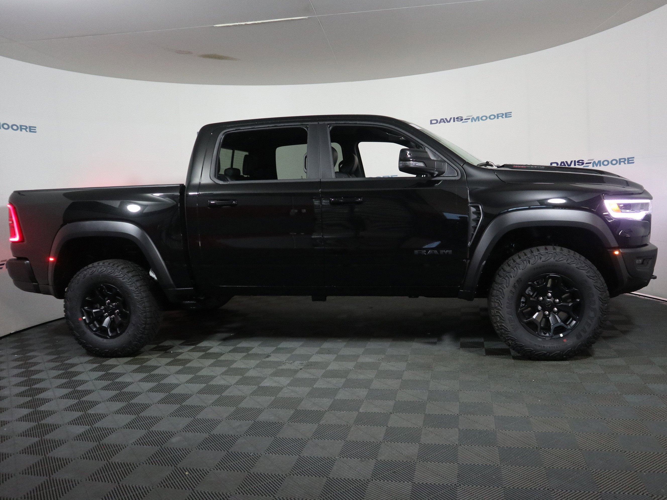 2026 RAM 1500 RHO Crew Cab 4x4