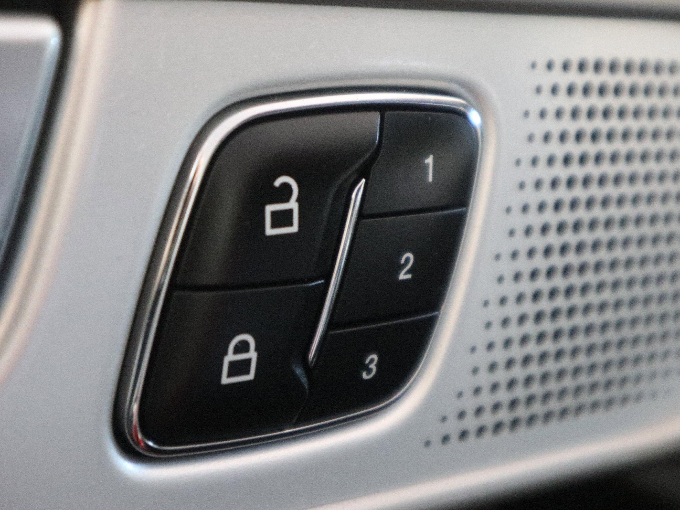 2023 Ford Explorer ST 4WD