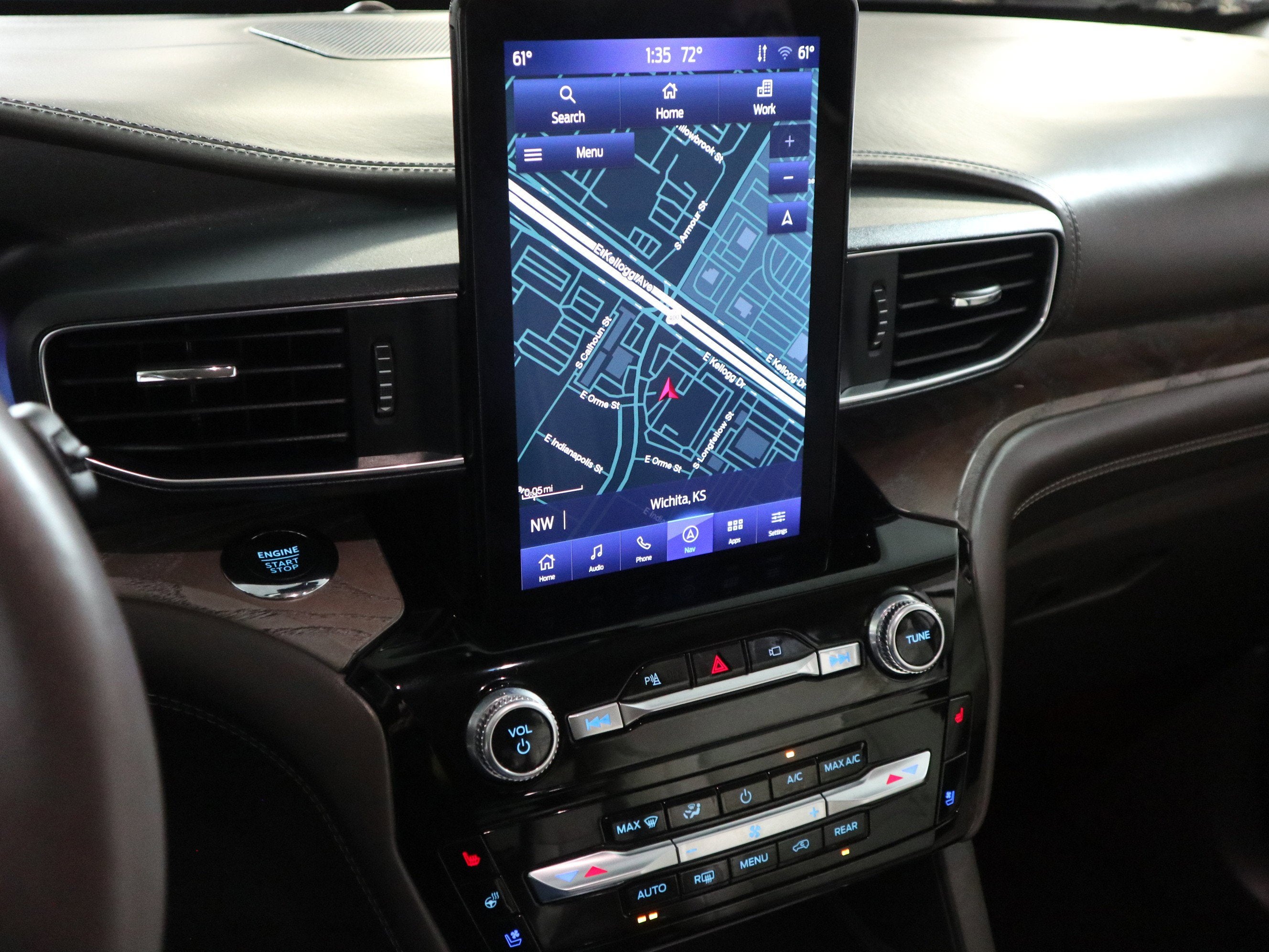 2022 Ford Explorer Platinum 4WD