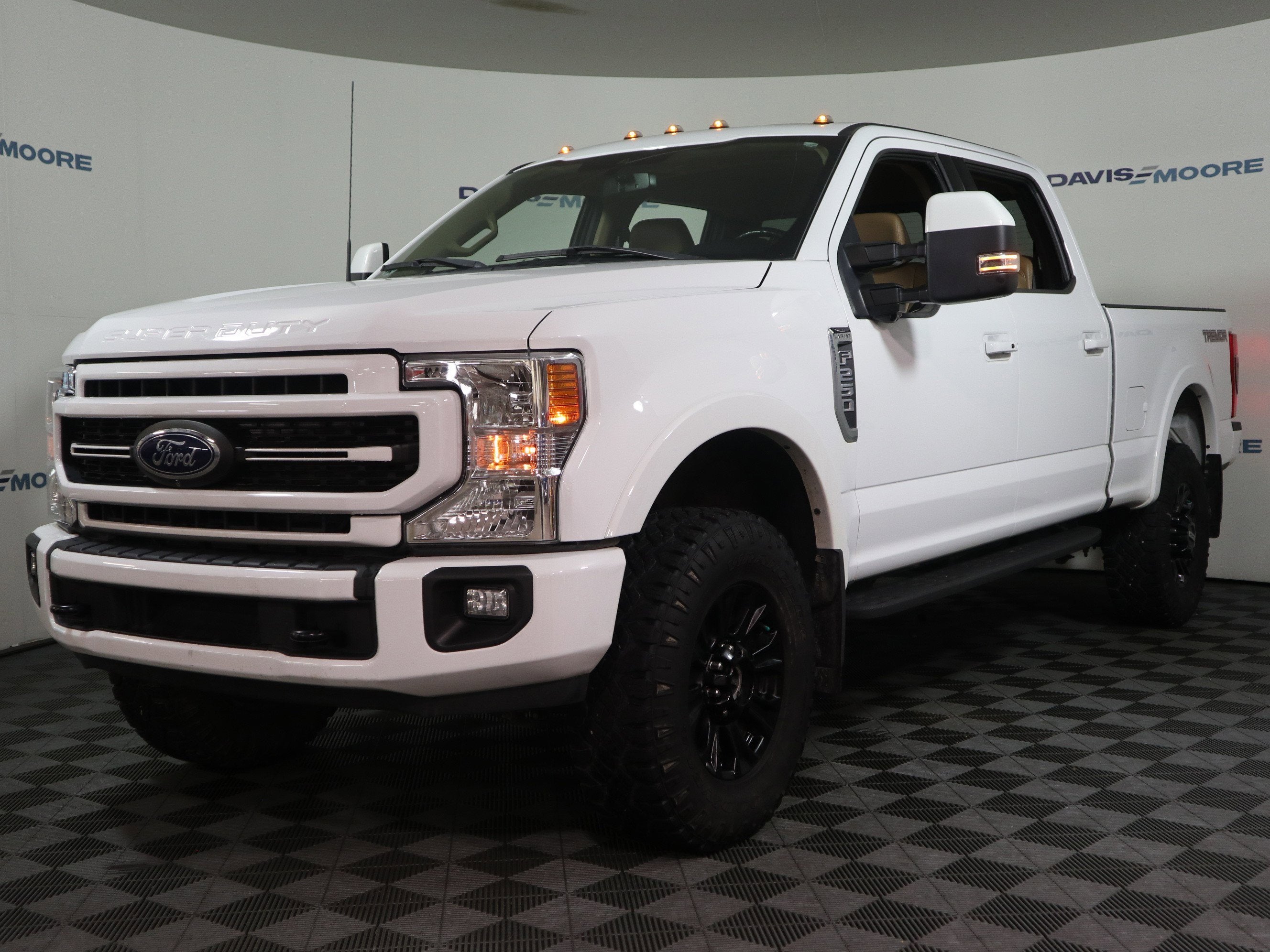 2022 Ford Super Duty F-250 SRW LARIAT Crew Cab 4WD