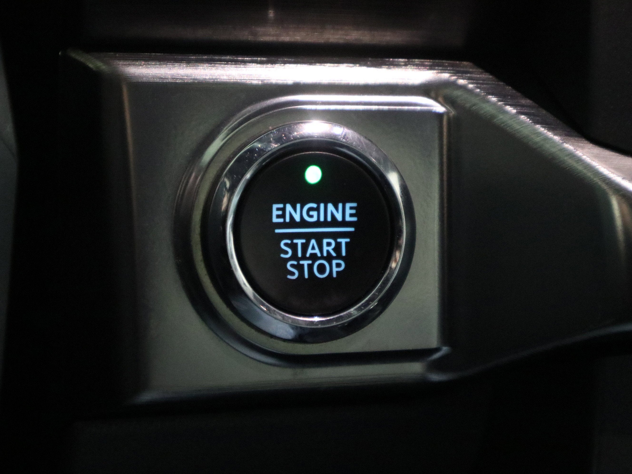 2023 Ford F-150 LARIAT 4WD