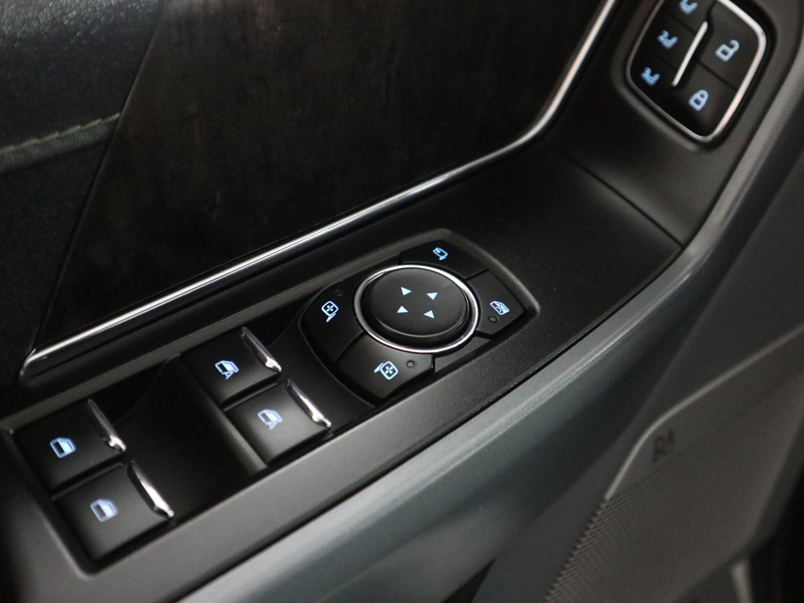 2023 Ford F-150 LARIAT 4WD