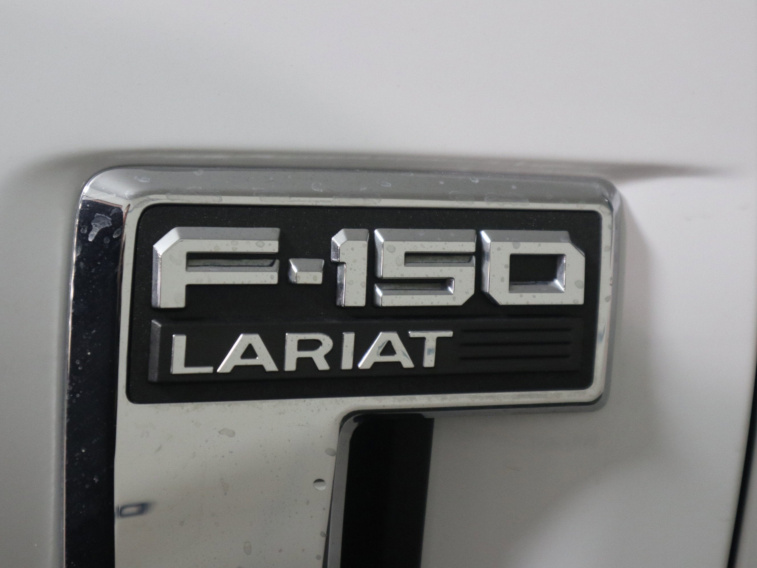 2023 Ford F-150 LARIAT 4WD