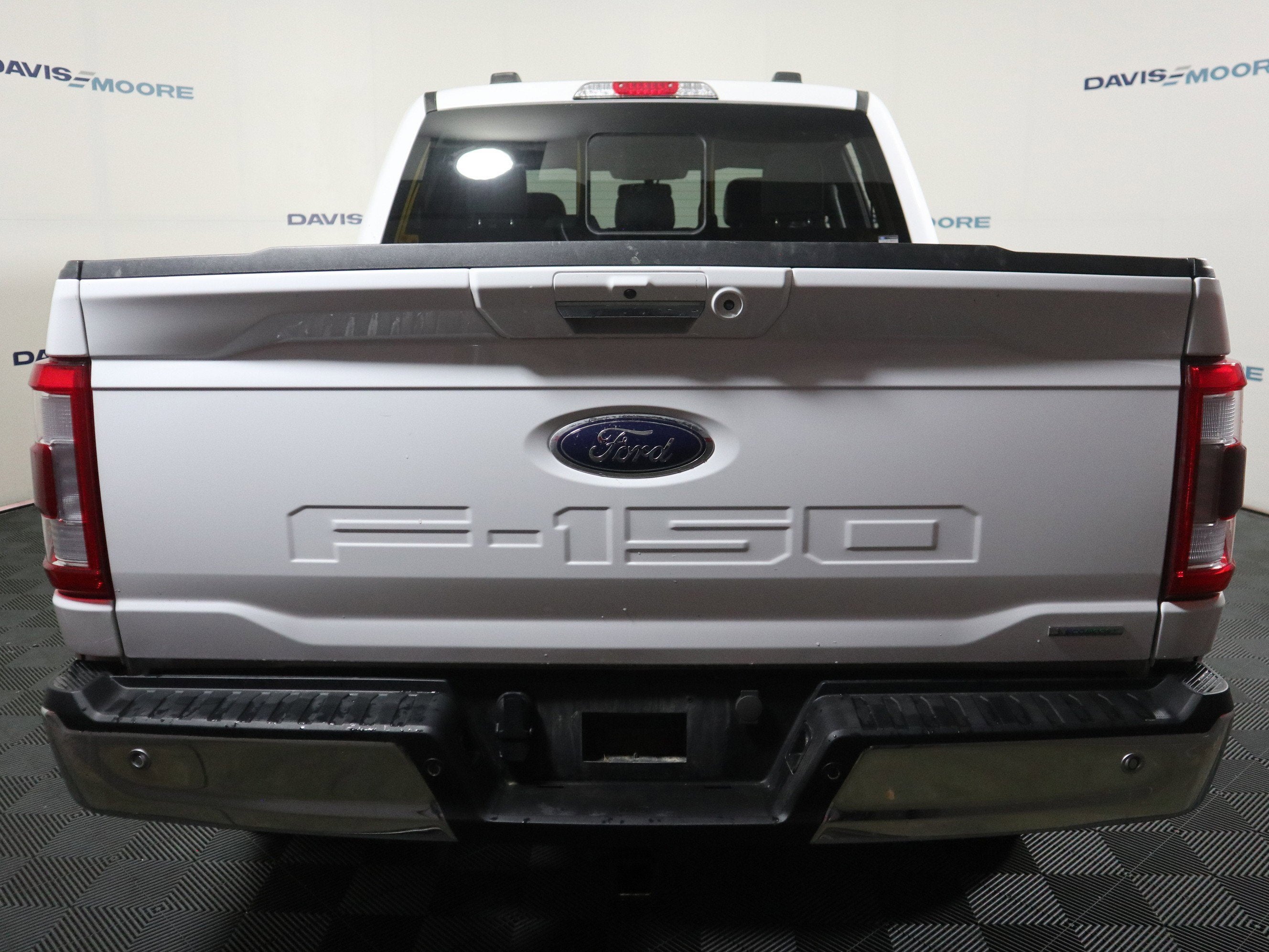 2023 Ford F-150 LARIAT 4WD