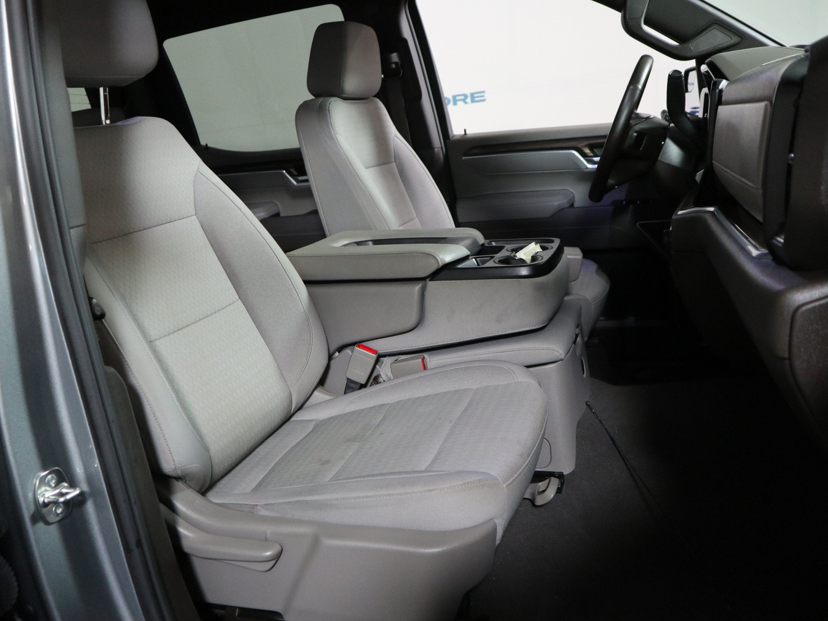 2026 Chevrolet Silverado 1500 LT Crew Cab 4WD