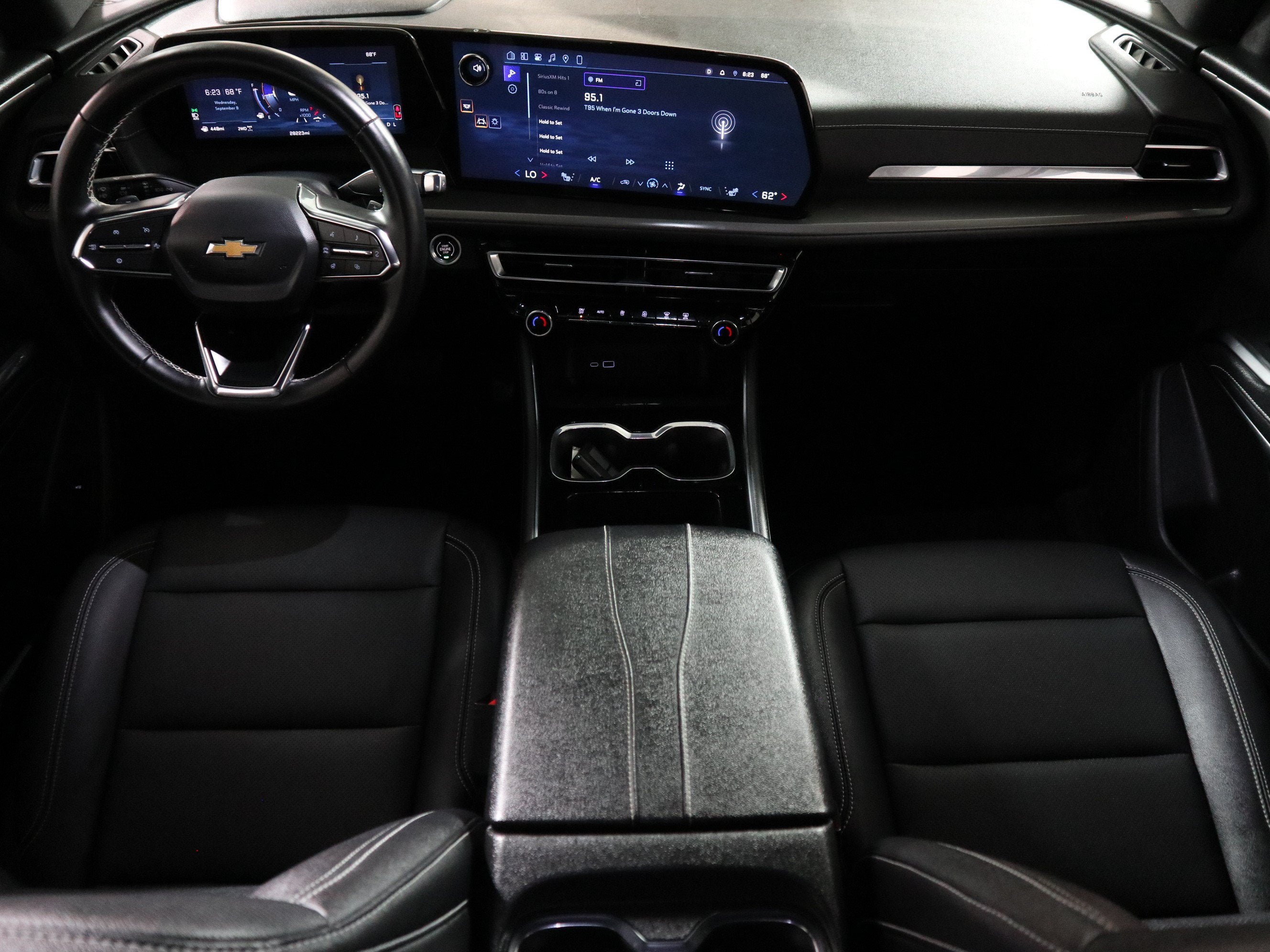 2026 Chevrolet Traverse AWD LT
