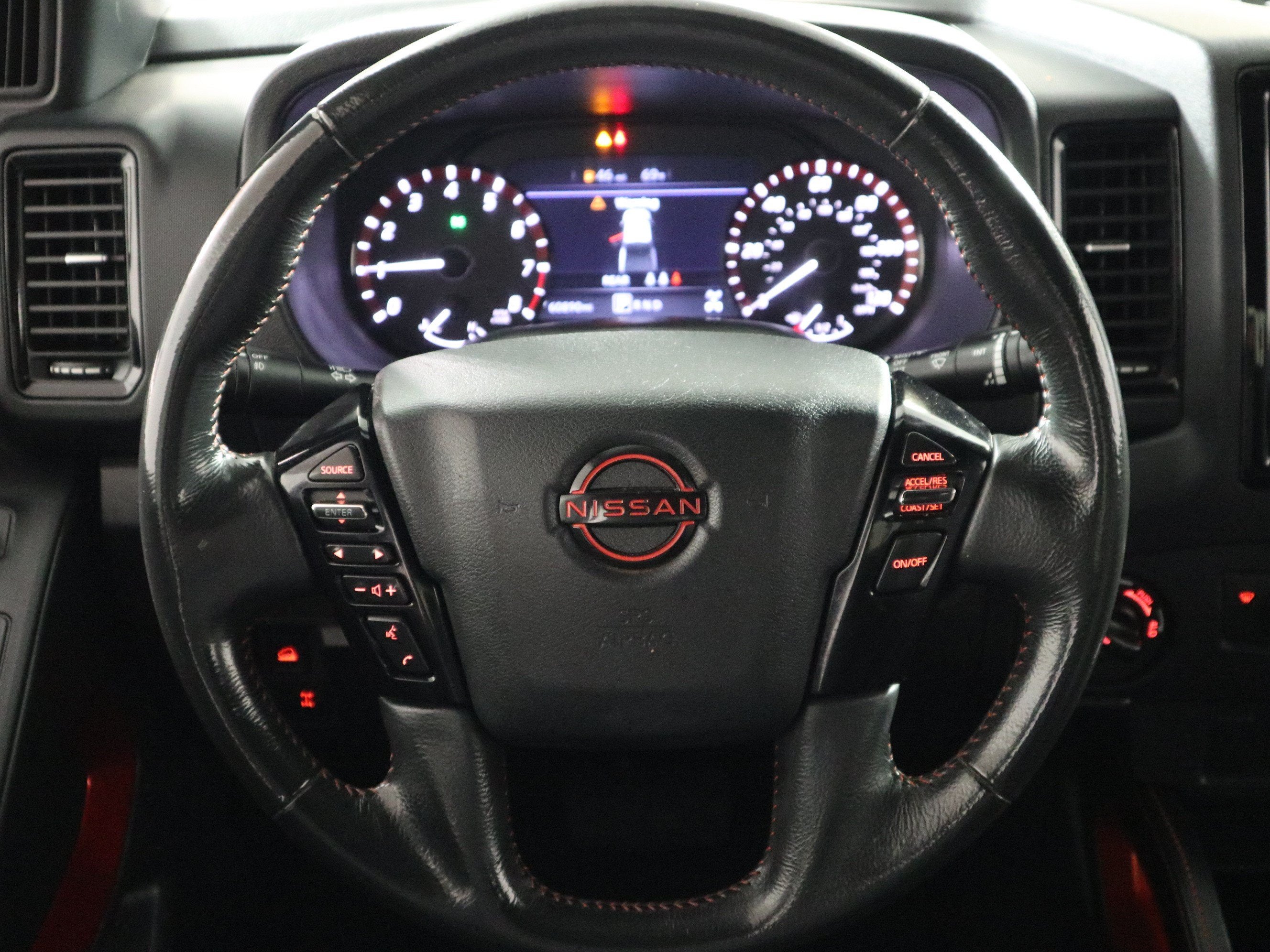 2024 Nissan Frontier PRO-4X Crew Cab