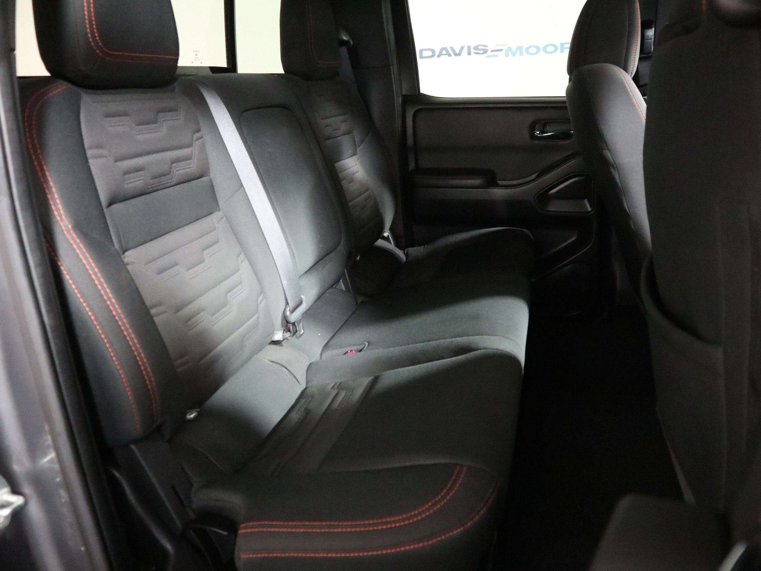 2024 Nissan Frontier PRO-4X Crew Cab