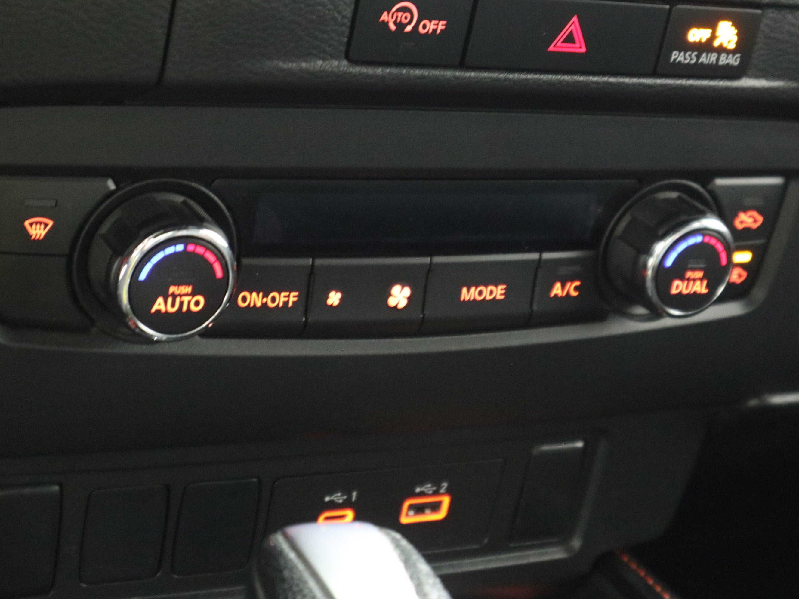 2024 Nissan Frontier PRO-4X Crew Cab