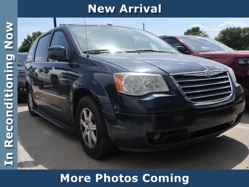 2009 Chrysler Town & Country Touring