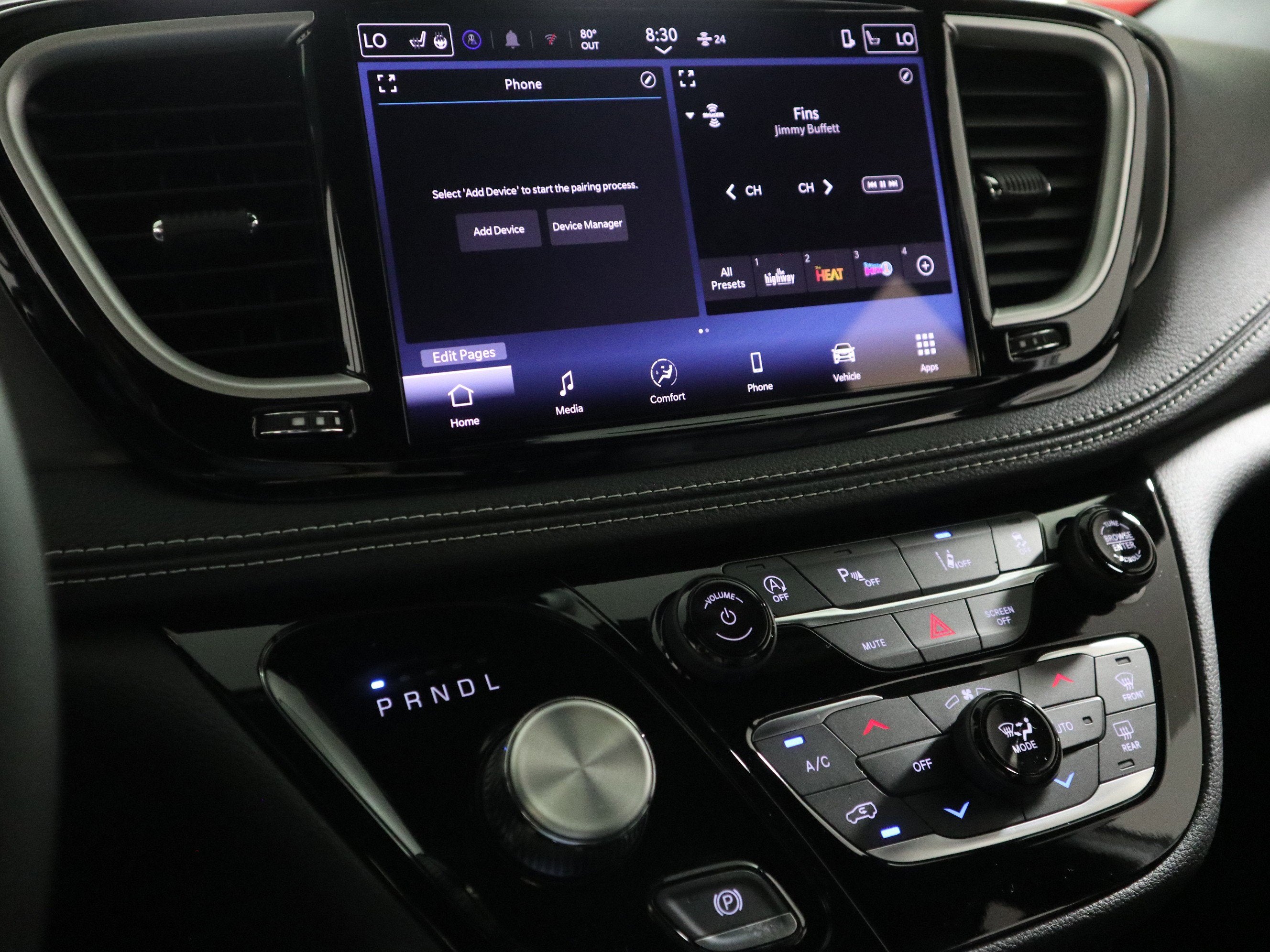 2026 Chrysler Pacifica Select