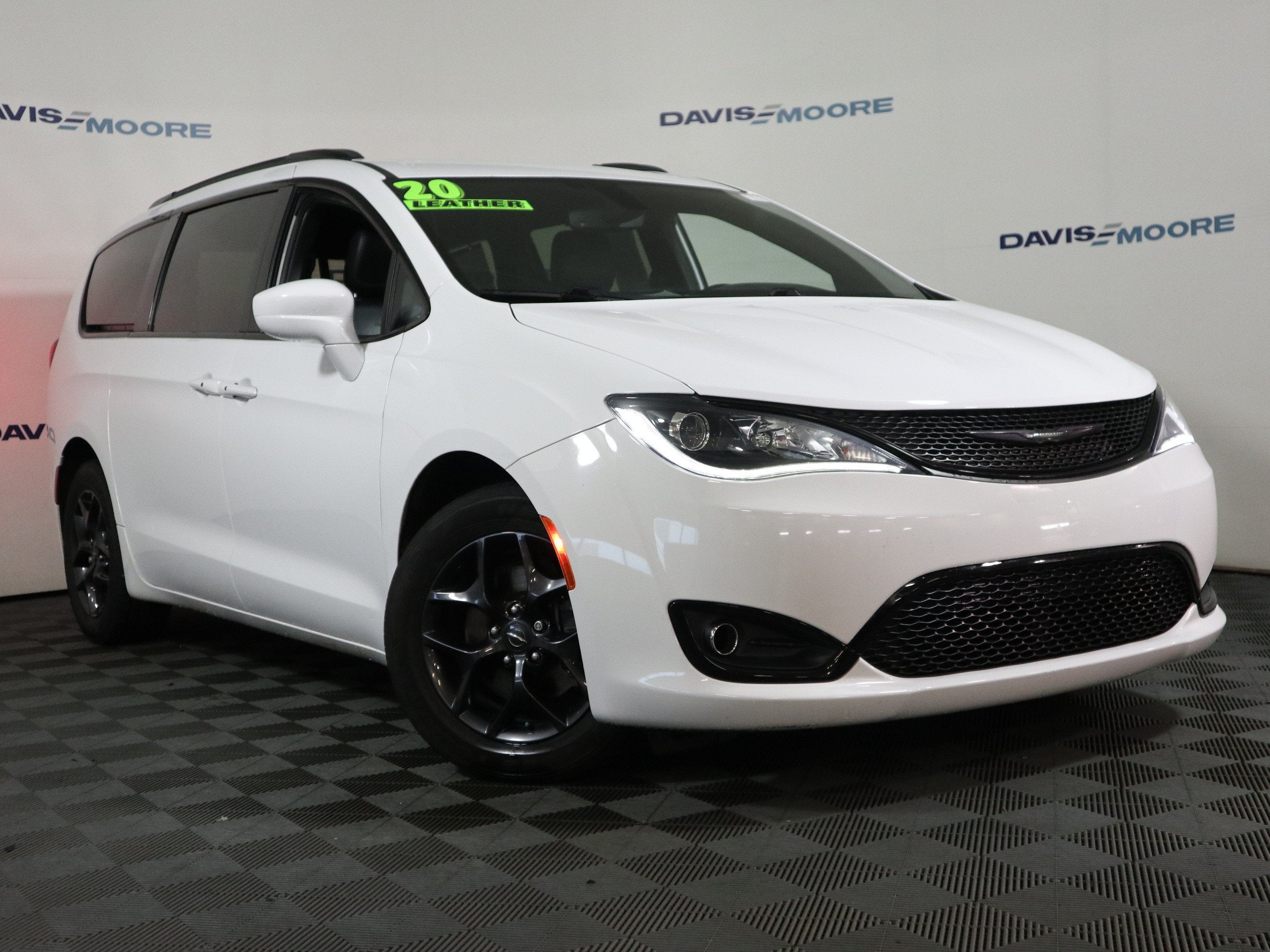 2020 Chrysler Pacifica Touring L