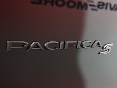 2027 Chrysler Pacifica Limited