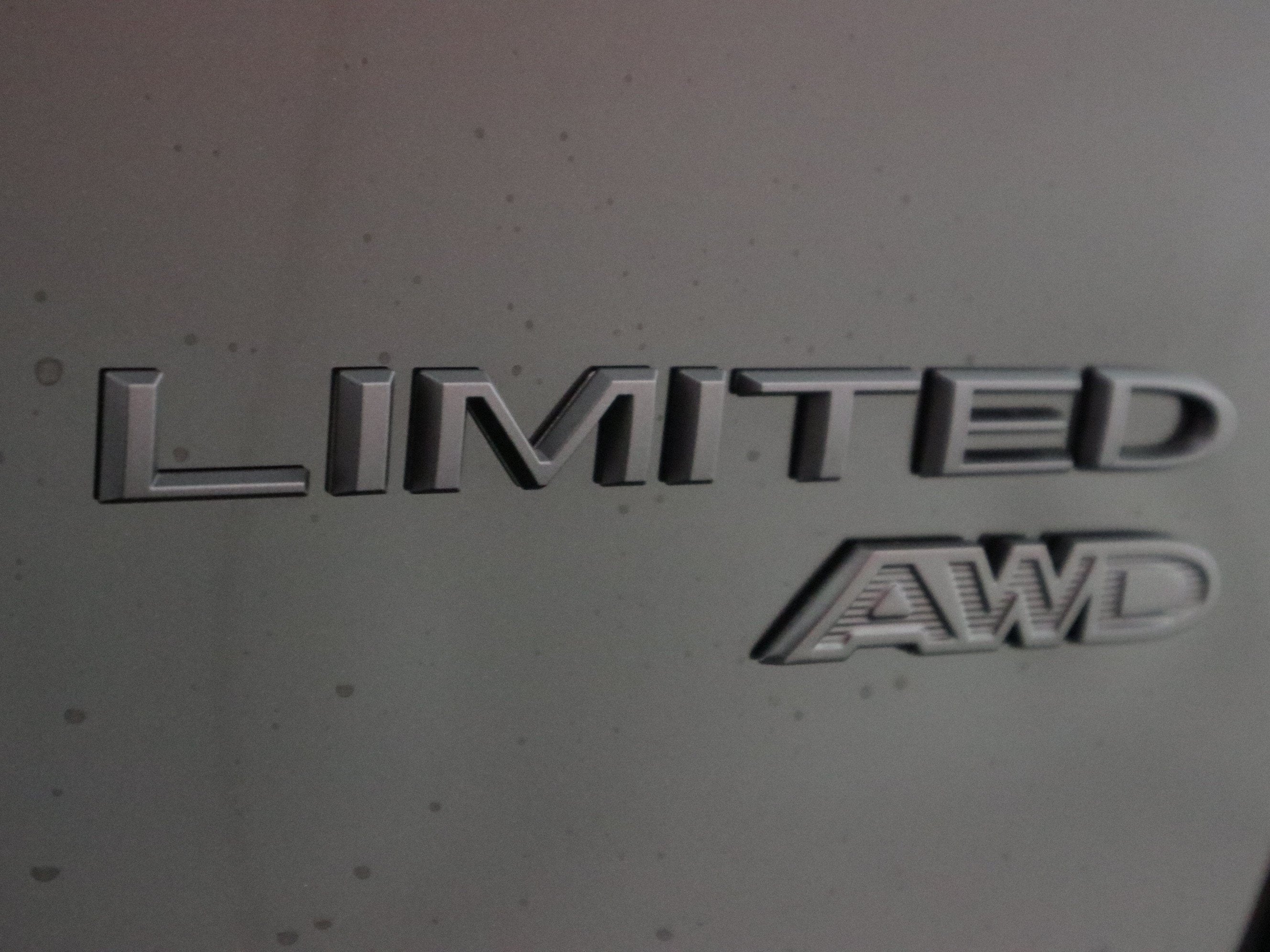 2027 Chrysler Pacifica Limited