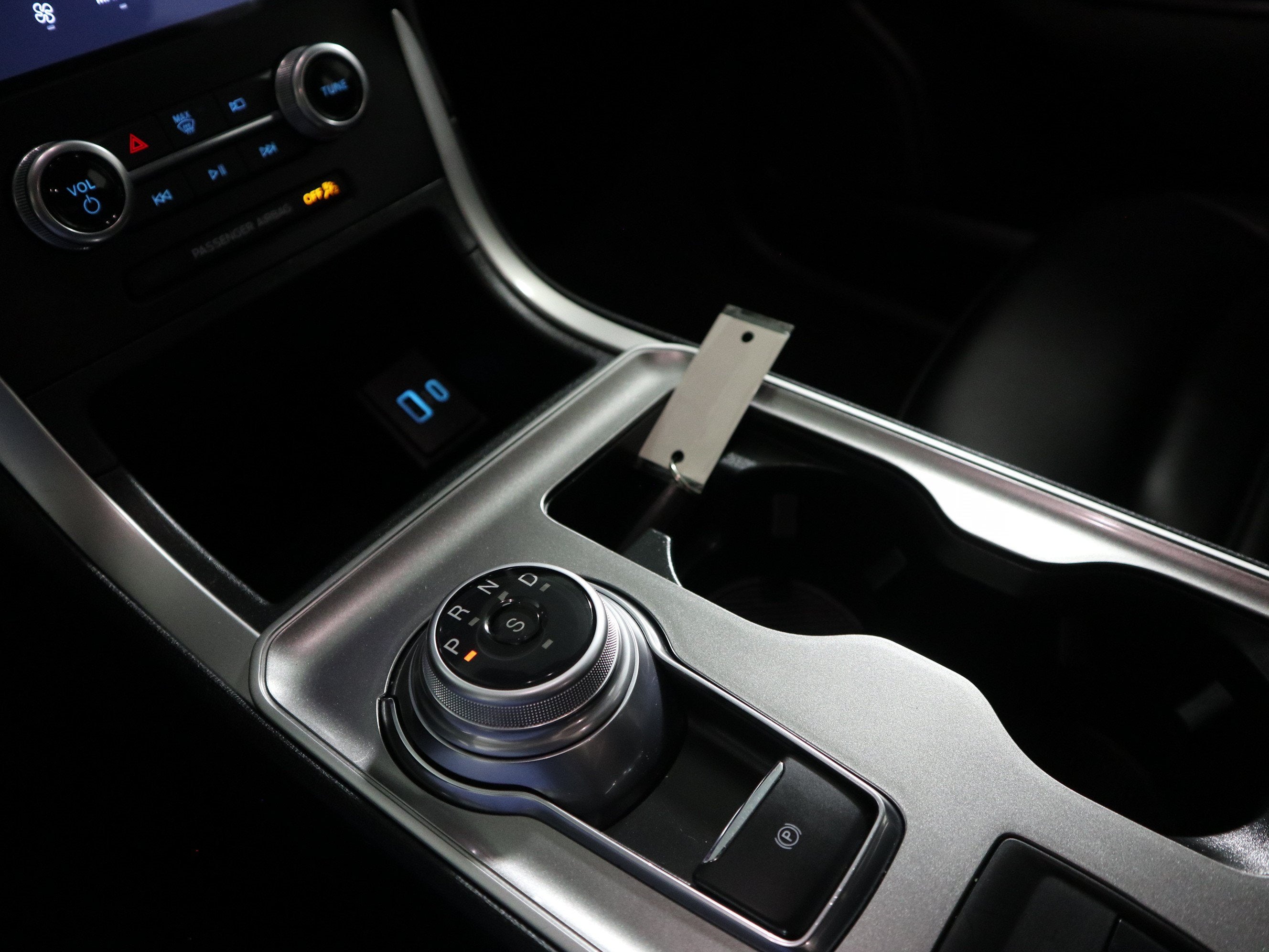 2024 Ford Edge SEL - Photo 18