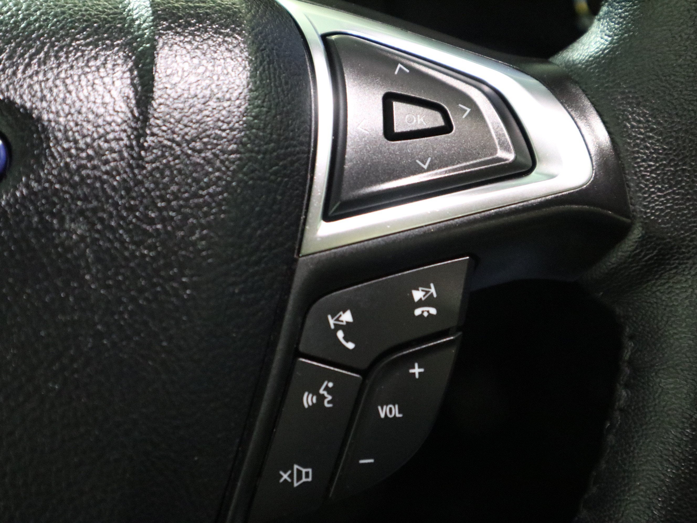 2024 Ford Edge SEL - Photo 20