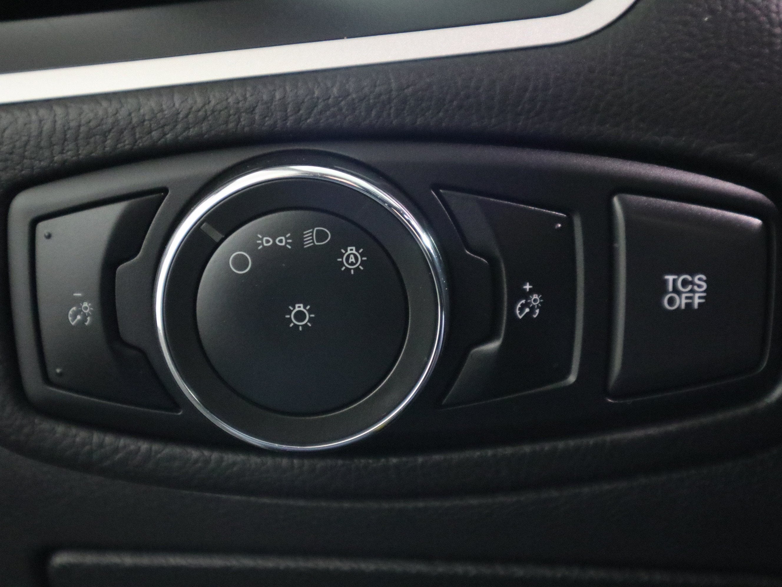 2024 Ford Edge SEL - Photo 24