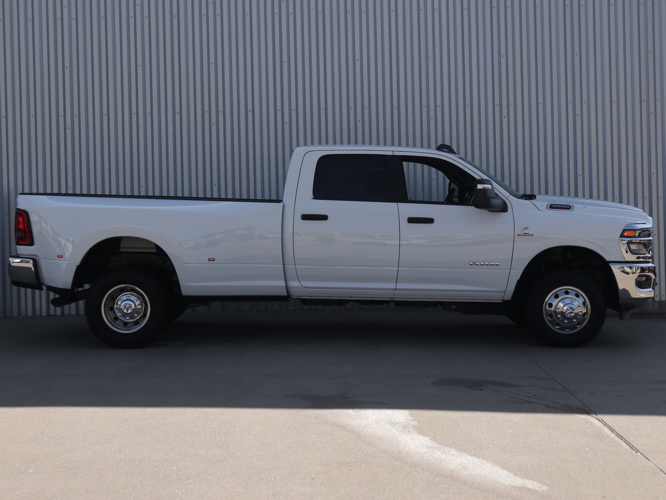 2026 RAM 3500 BIG HORN
