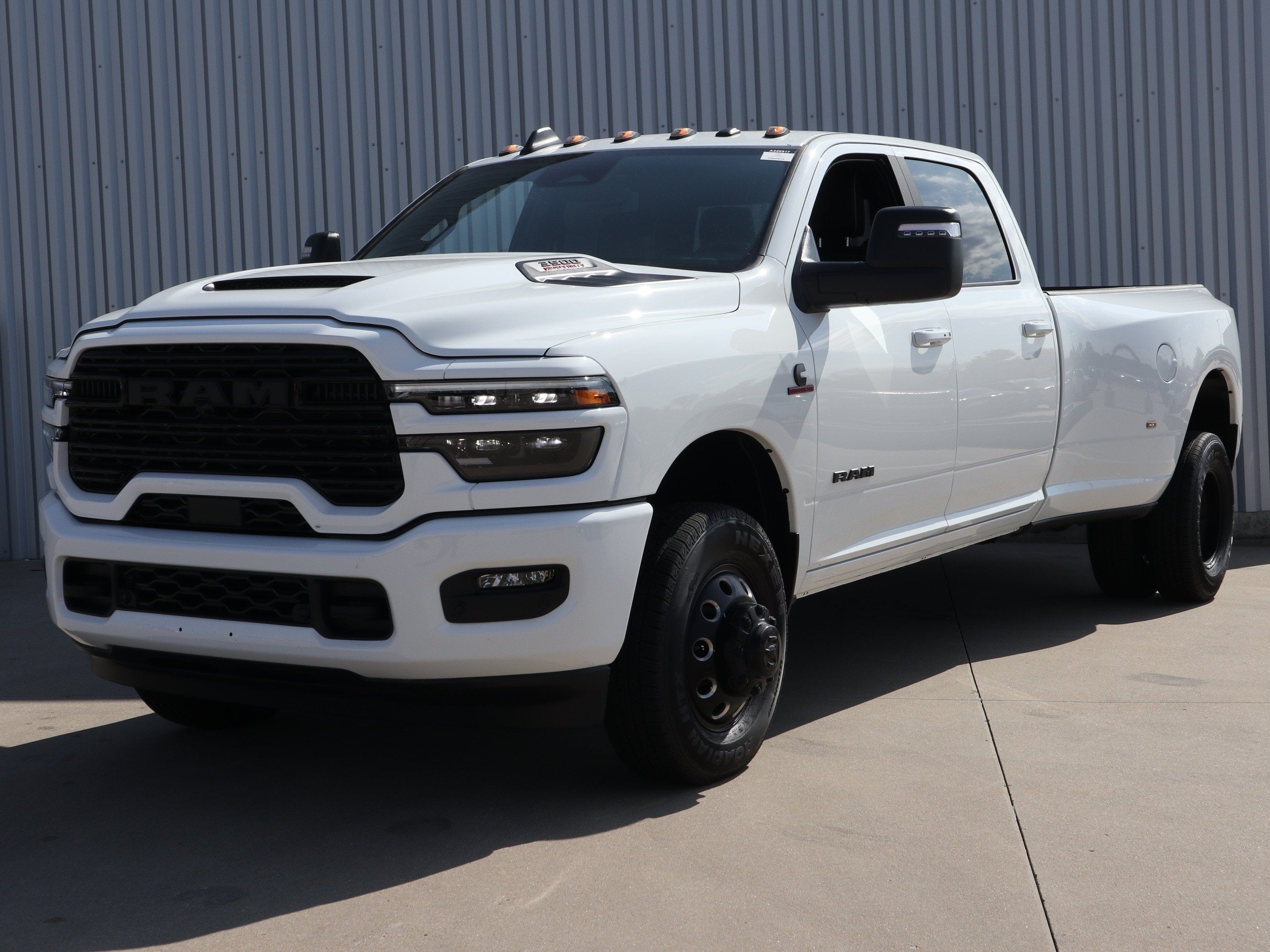 2026 RAM 3500 LARAMIE
