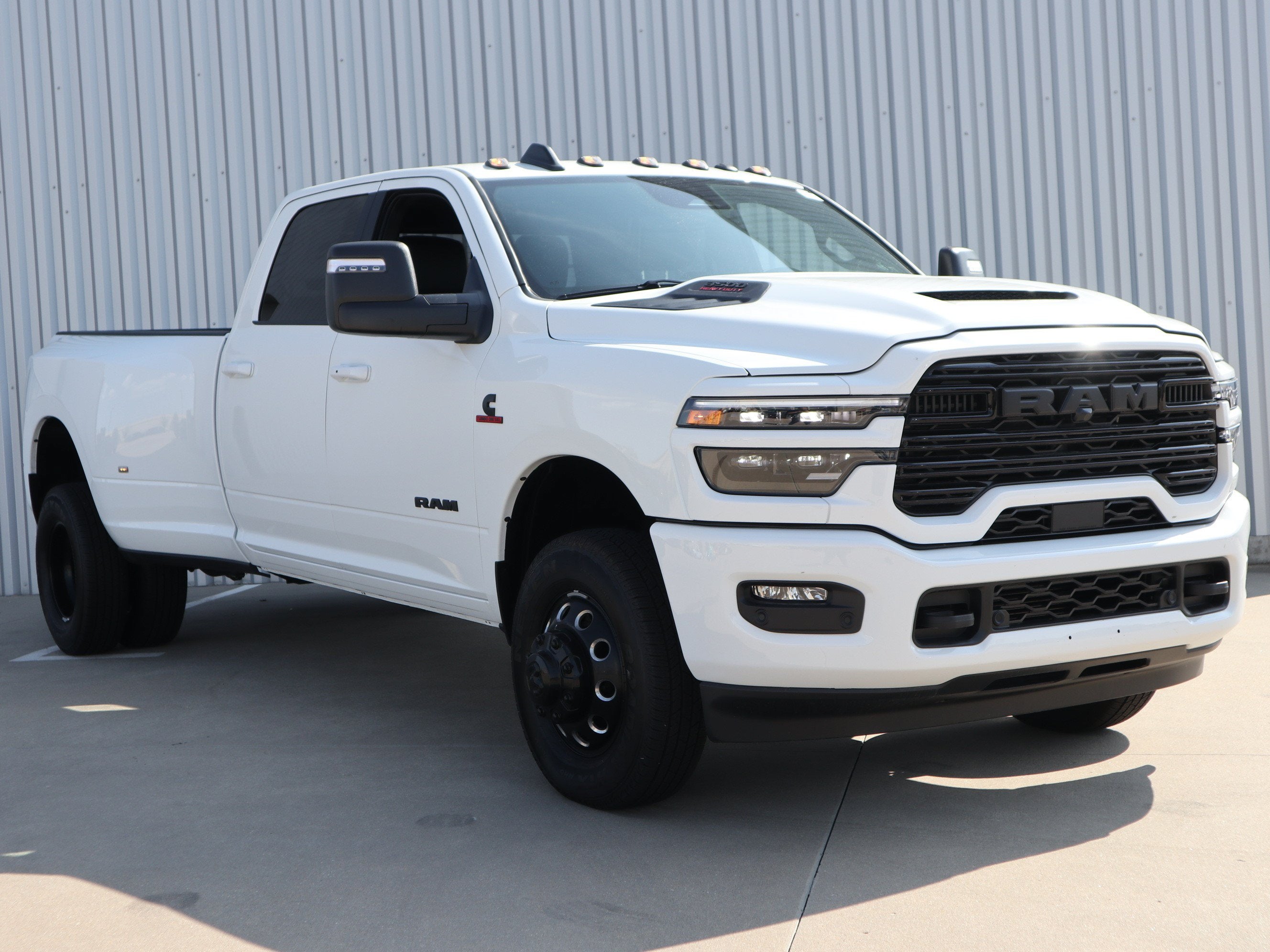 2026 RAM 3500 LARAMIE
