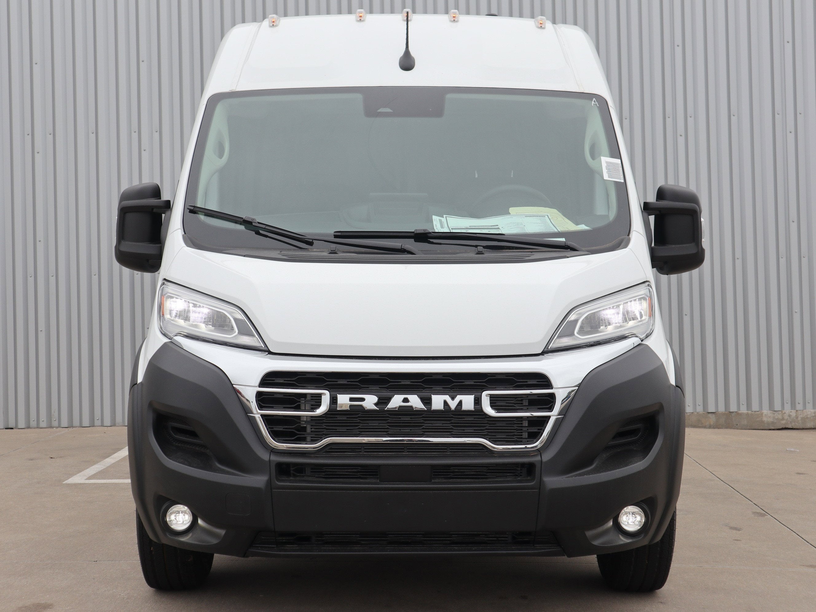 2026 RAM Promaster SLT