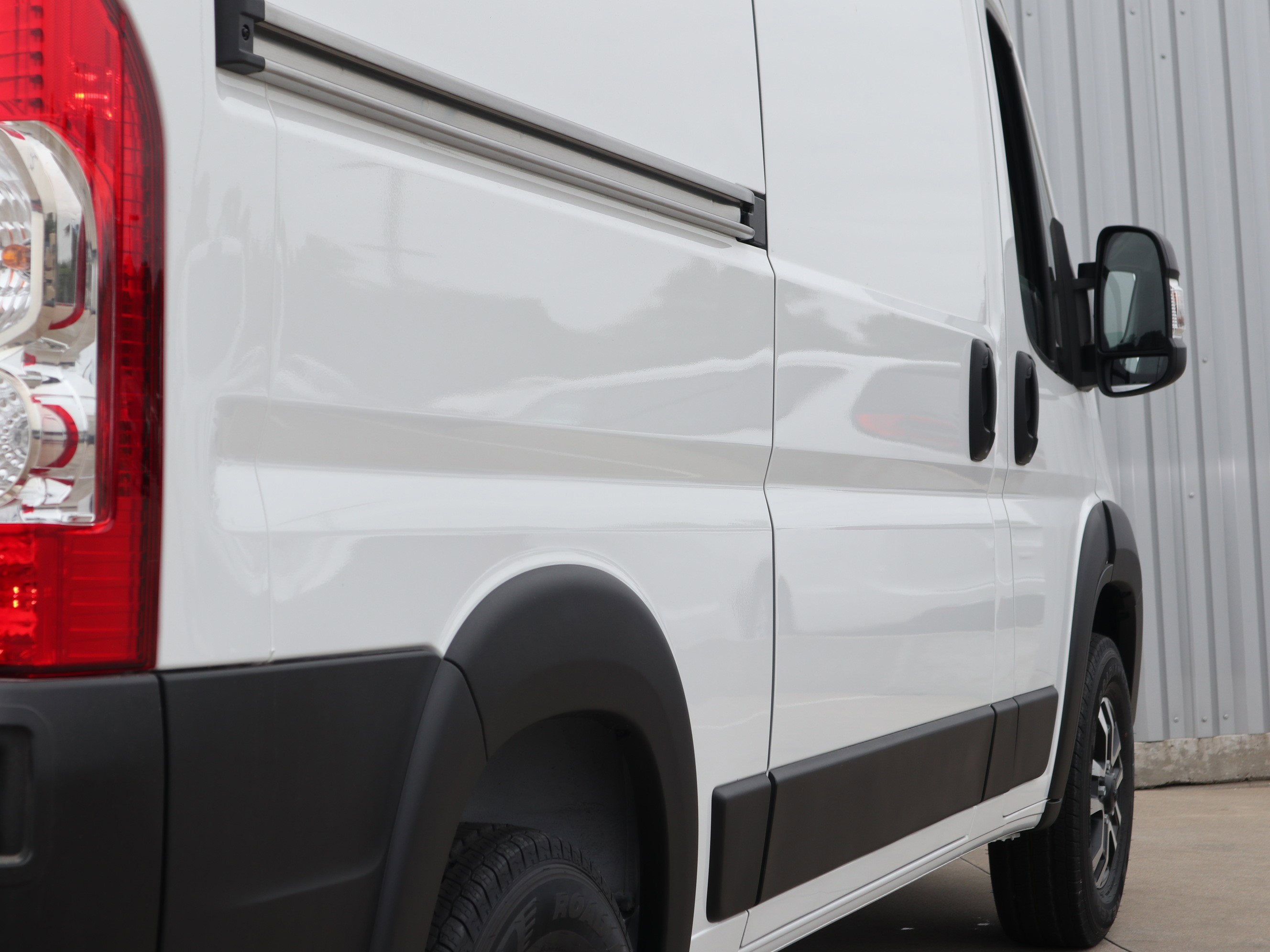 2026 RAM Promaster SLT