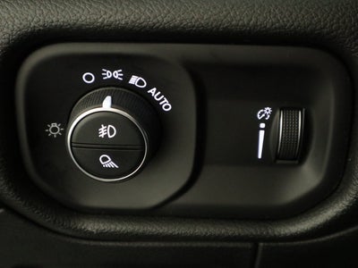 2026 RAM 1500 Express Crew Cab 4x4