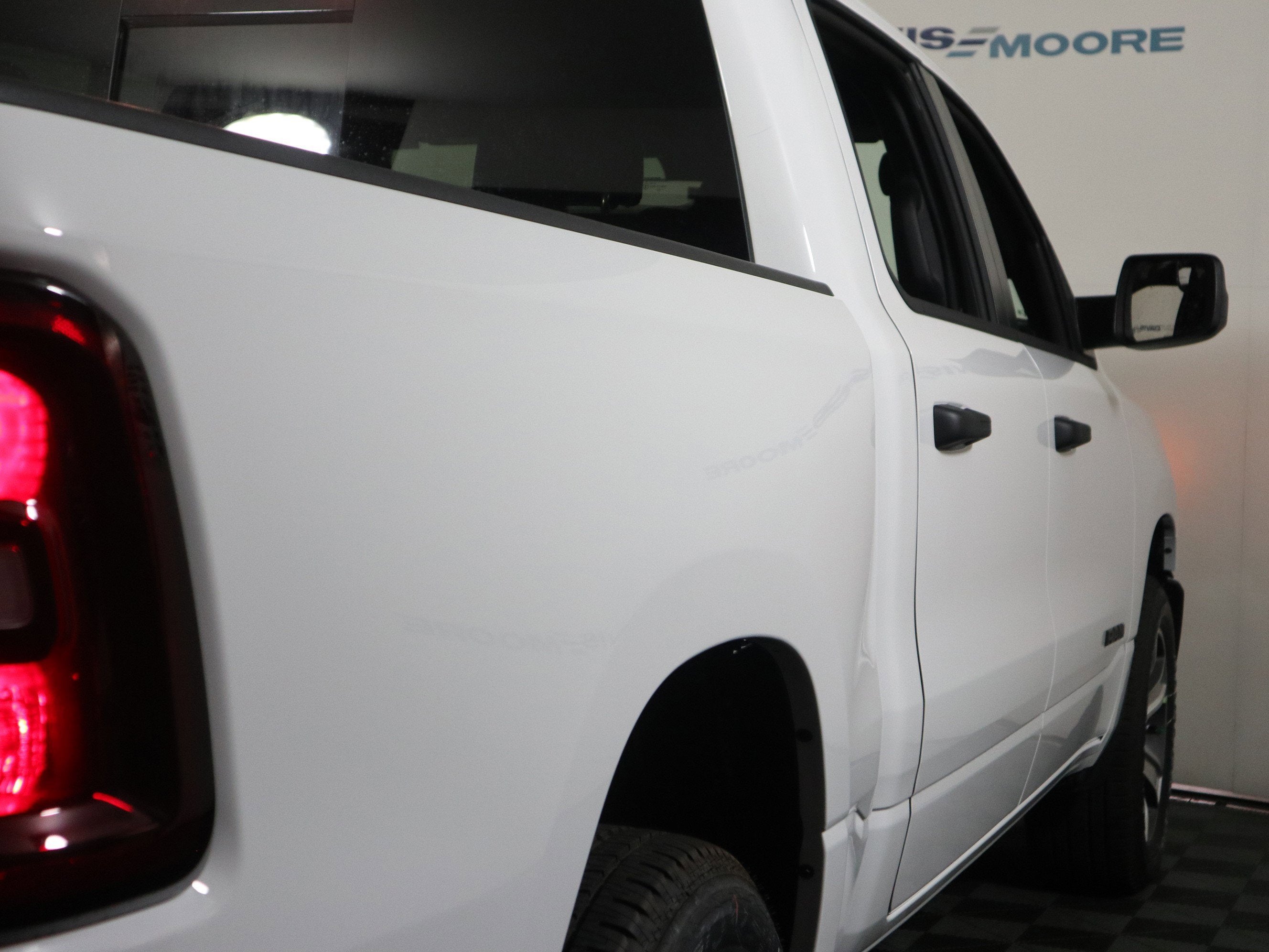 2026 RAM 1500 Express Crew Cab 4x4