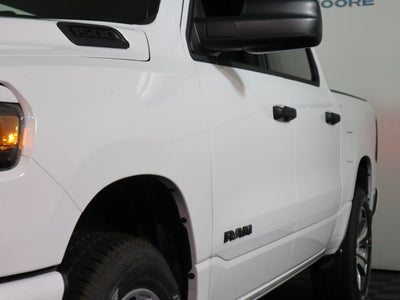 2026 RAM 1500 Express Crew Cab 4x4