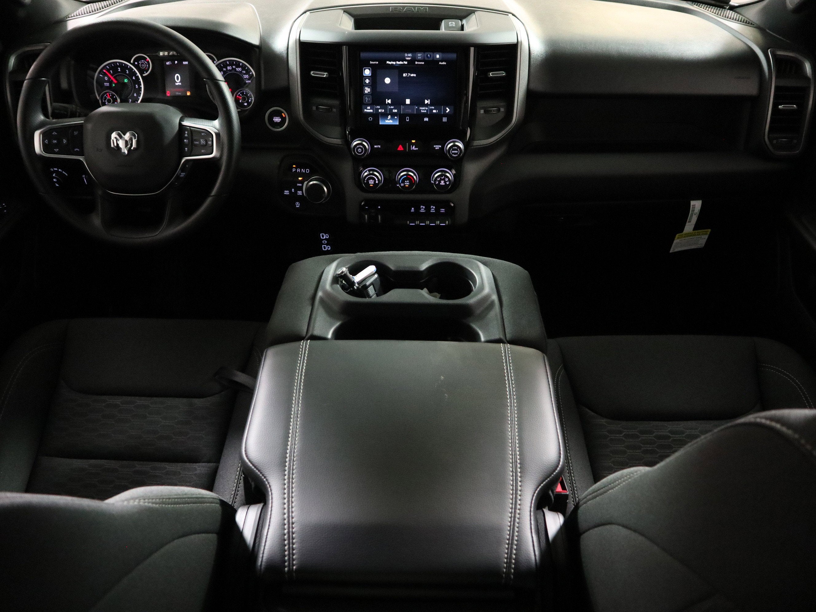 2026 RAM 1500 Express Crew Cab 4x4