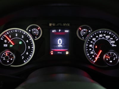 2026 RAM 1500 Express Crew Cab 4x4