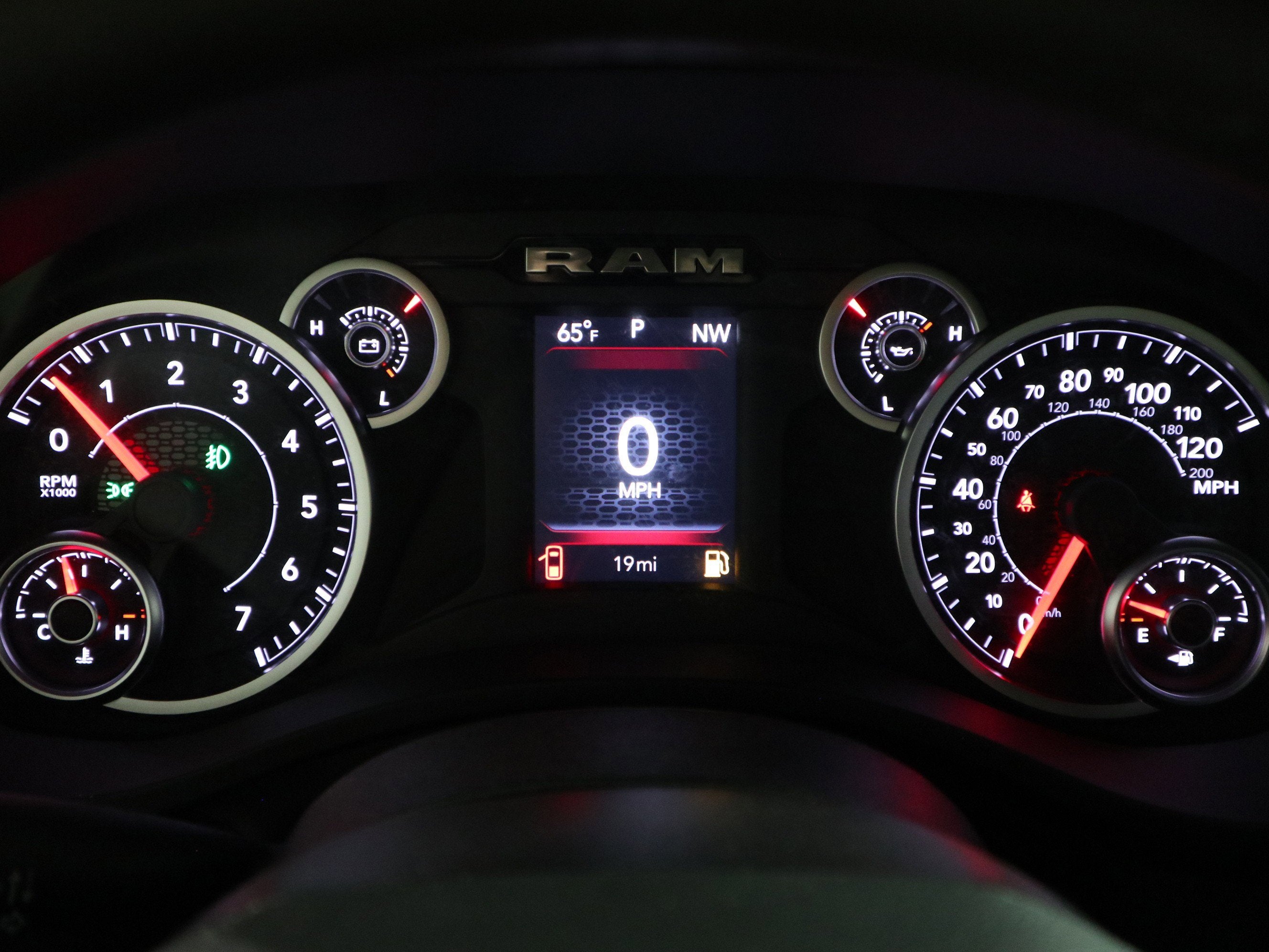 2026 RAM 1500 Express Crew Cab 4x4