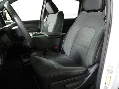 2026 RAM 1500 Express Crew Cab 4x4