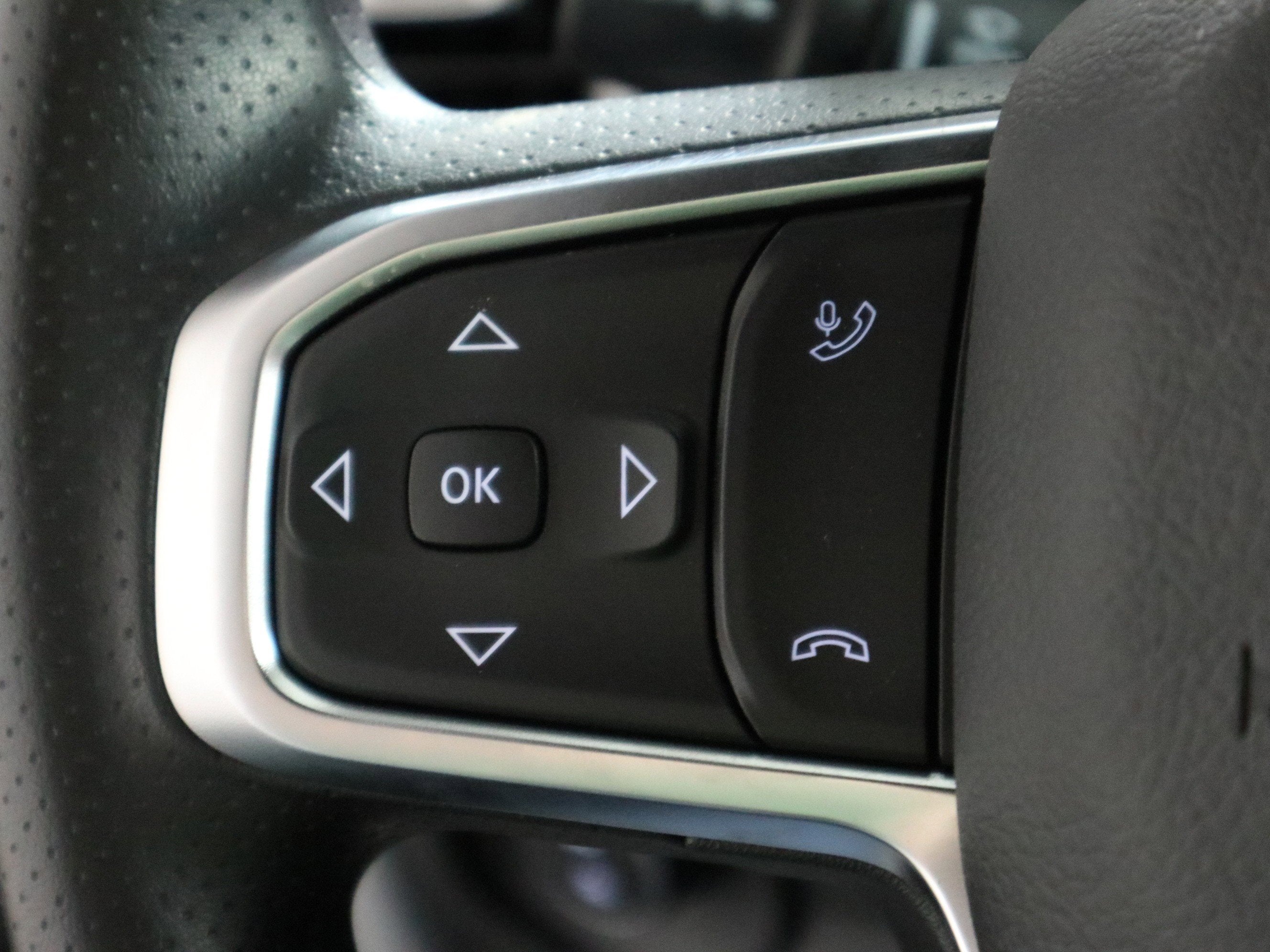 2026 RAM 1500 Express Crew Cab 4x4