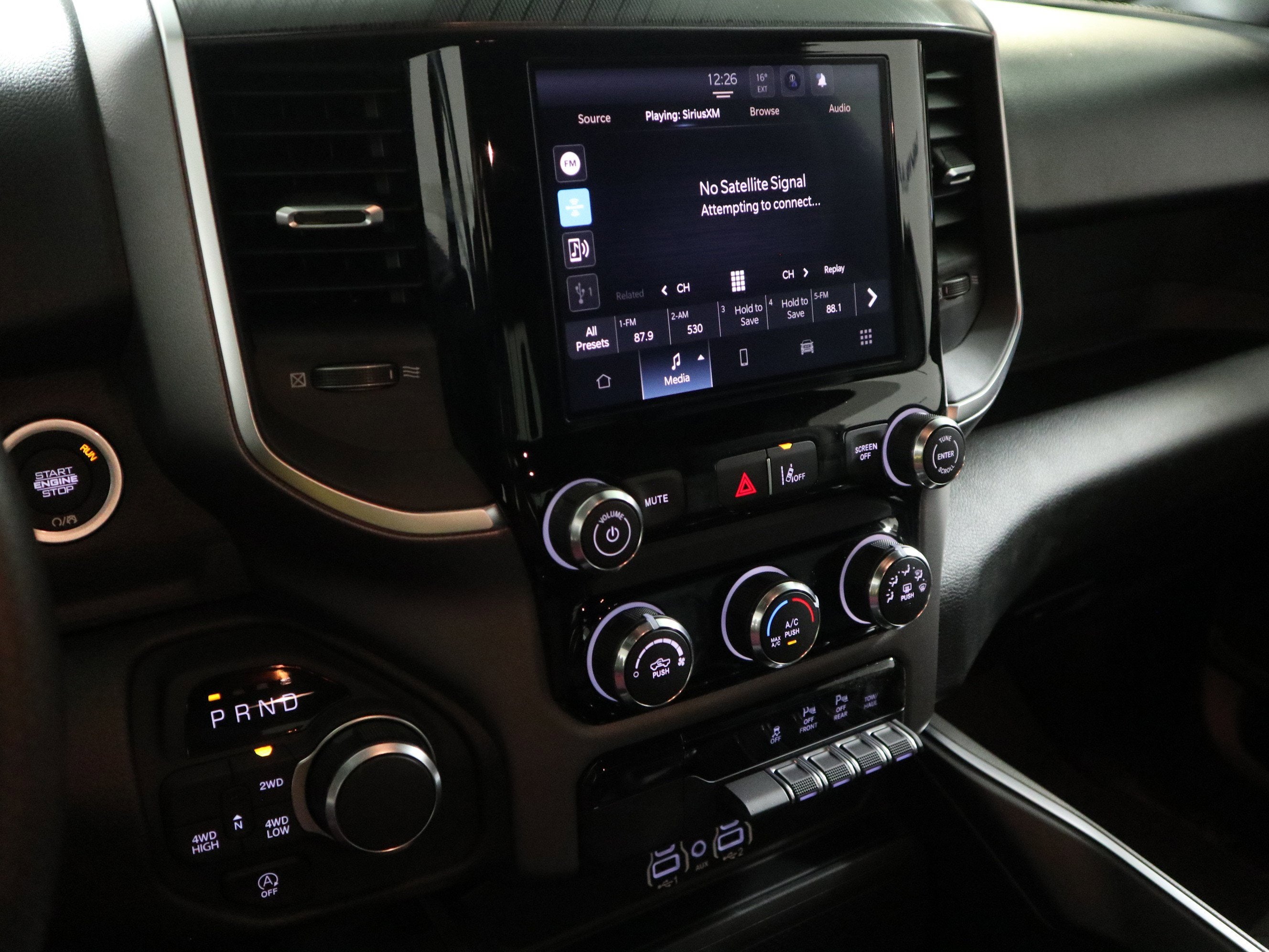 2026 RAM 1500 Express Crew Cab 4x4