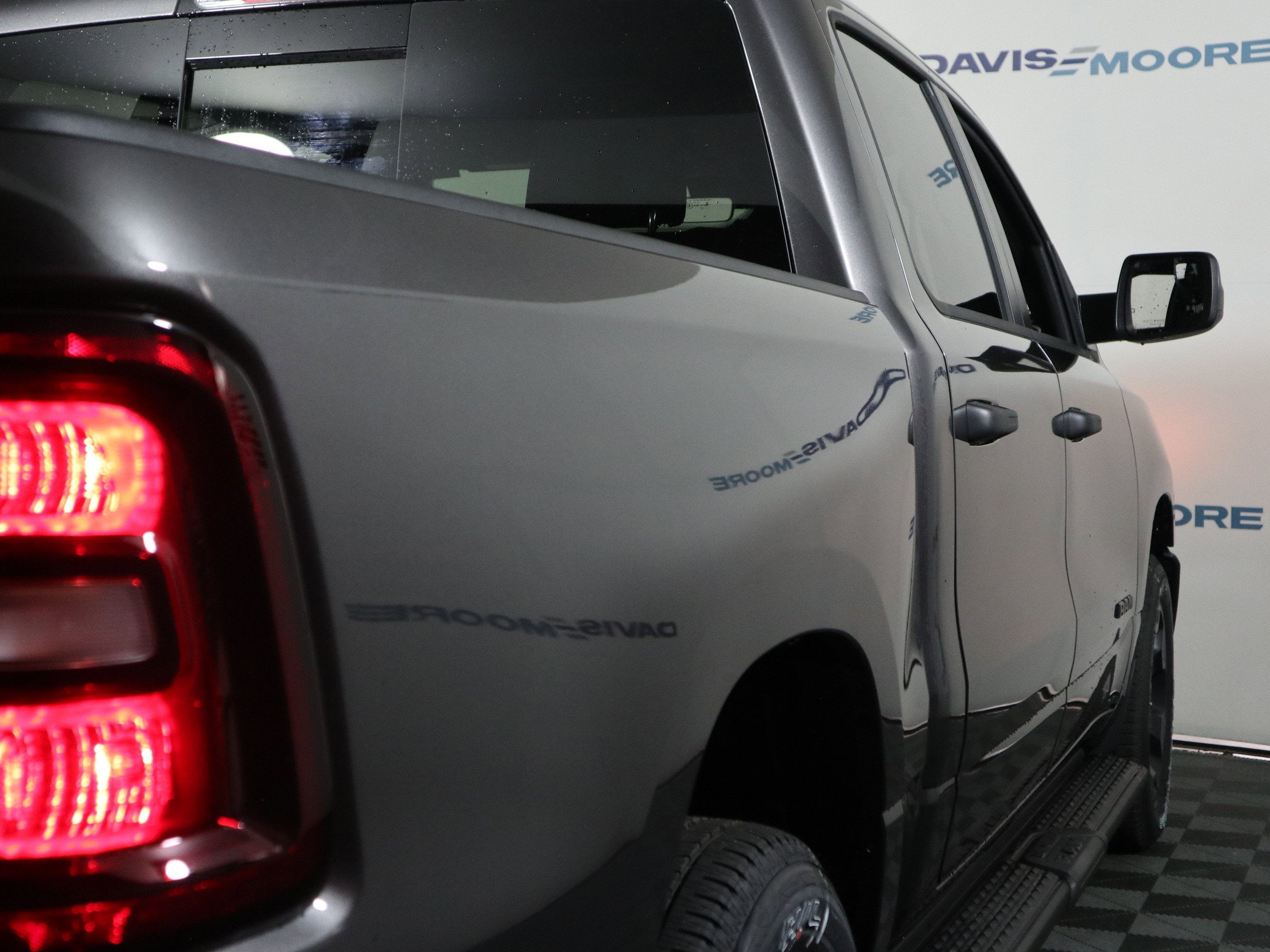 2026 RAM 1500 Express Crew Cab 4x4