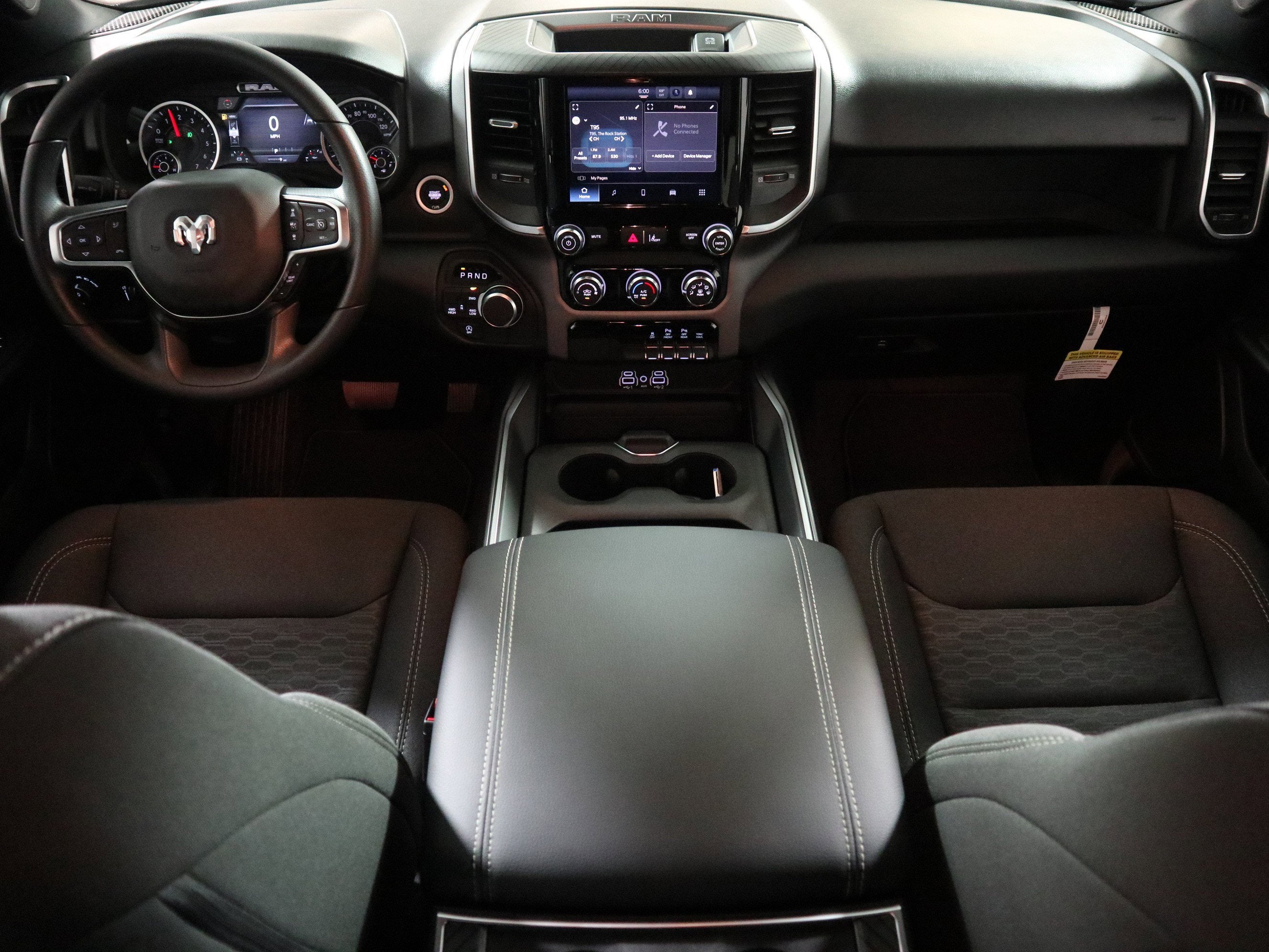 2026 RAM 1500 Express Crew Cab 4x4