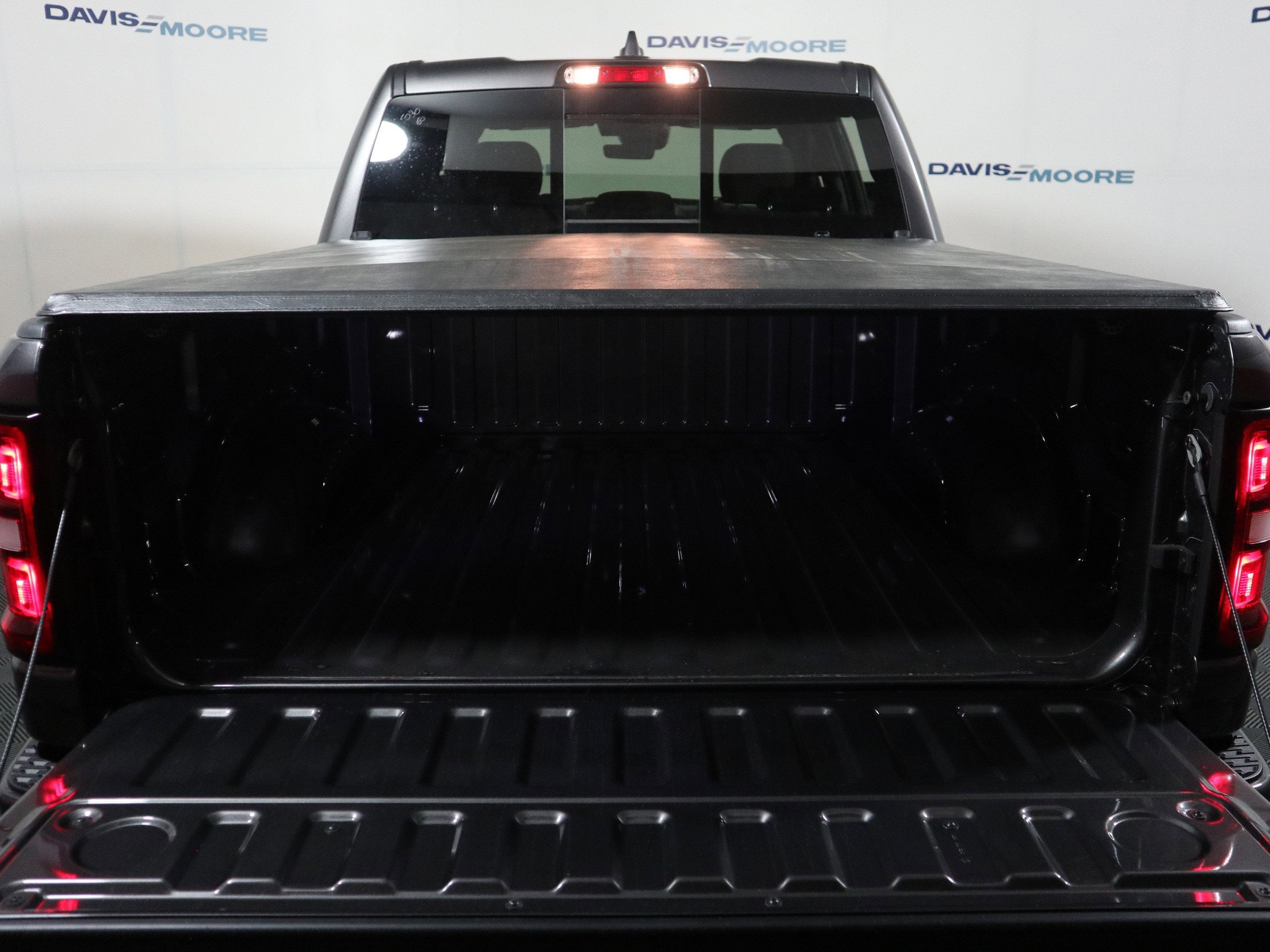 2026 RAM 1500 Express Crew Cab 4x4
