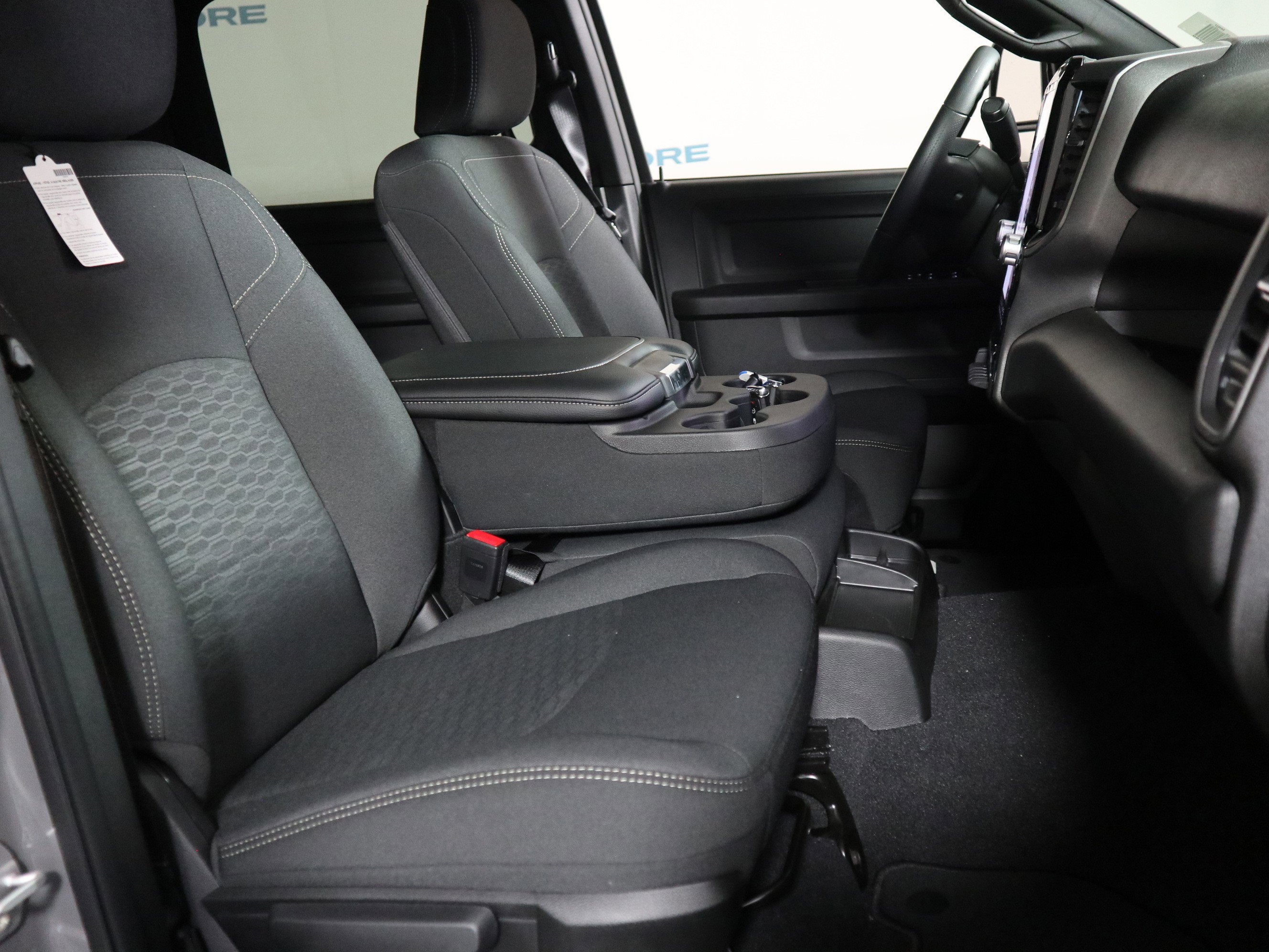 2026 RAM 2500 Black Express Crew Cab 4x4