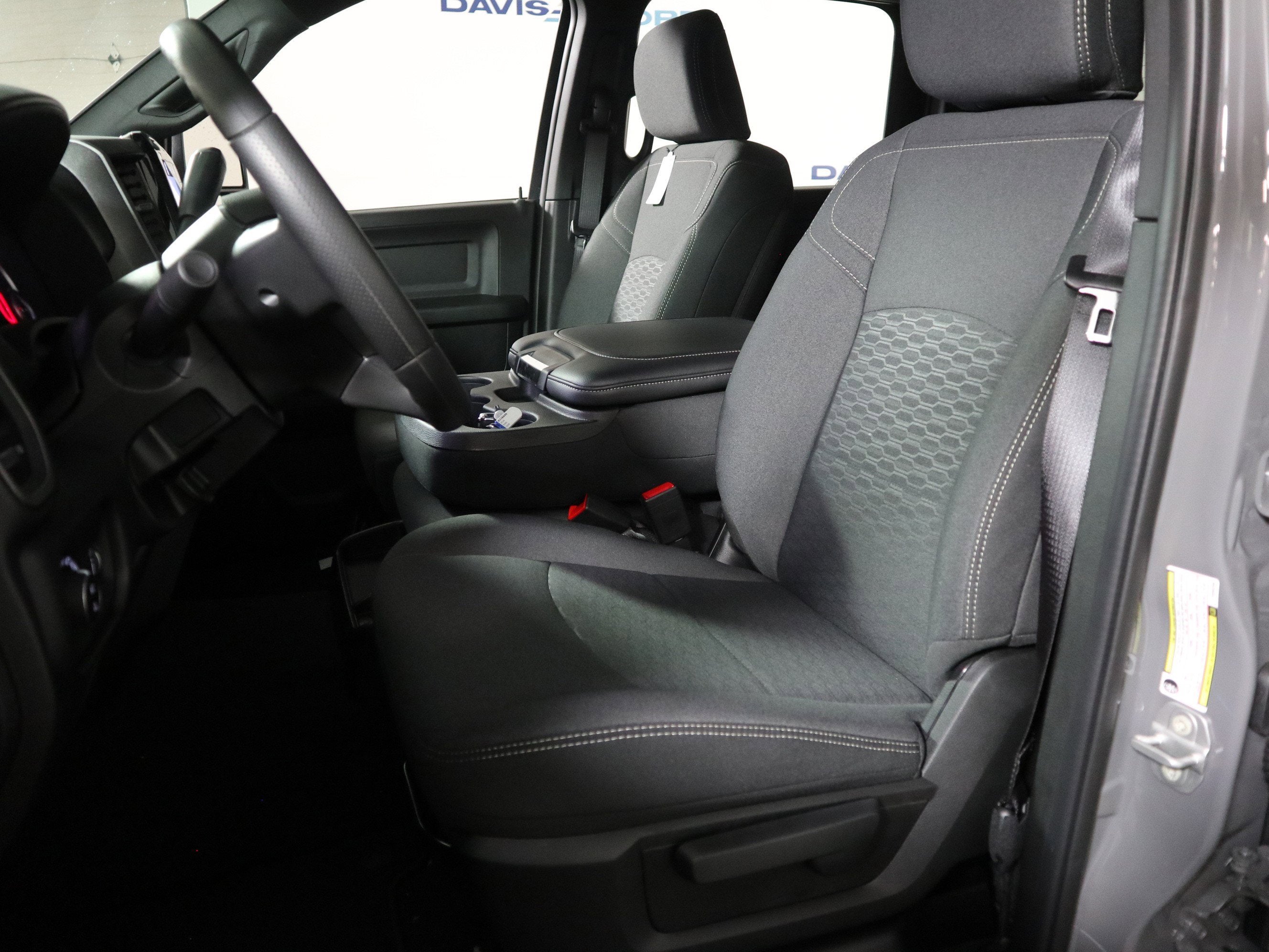 2026 RAM 2500 Black Express Crew Cab 4x4