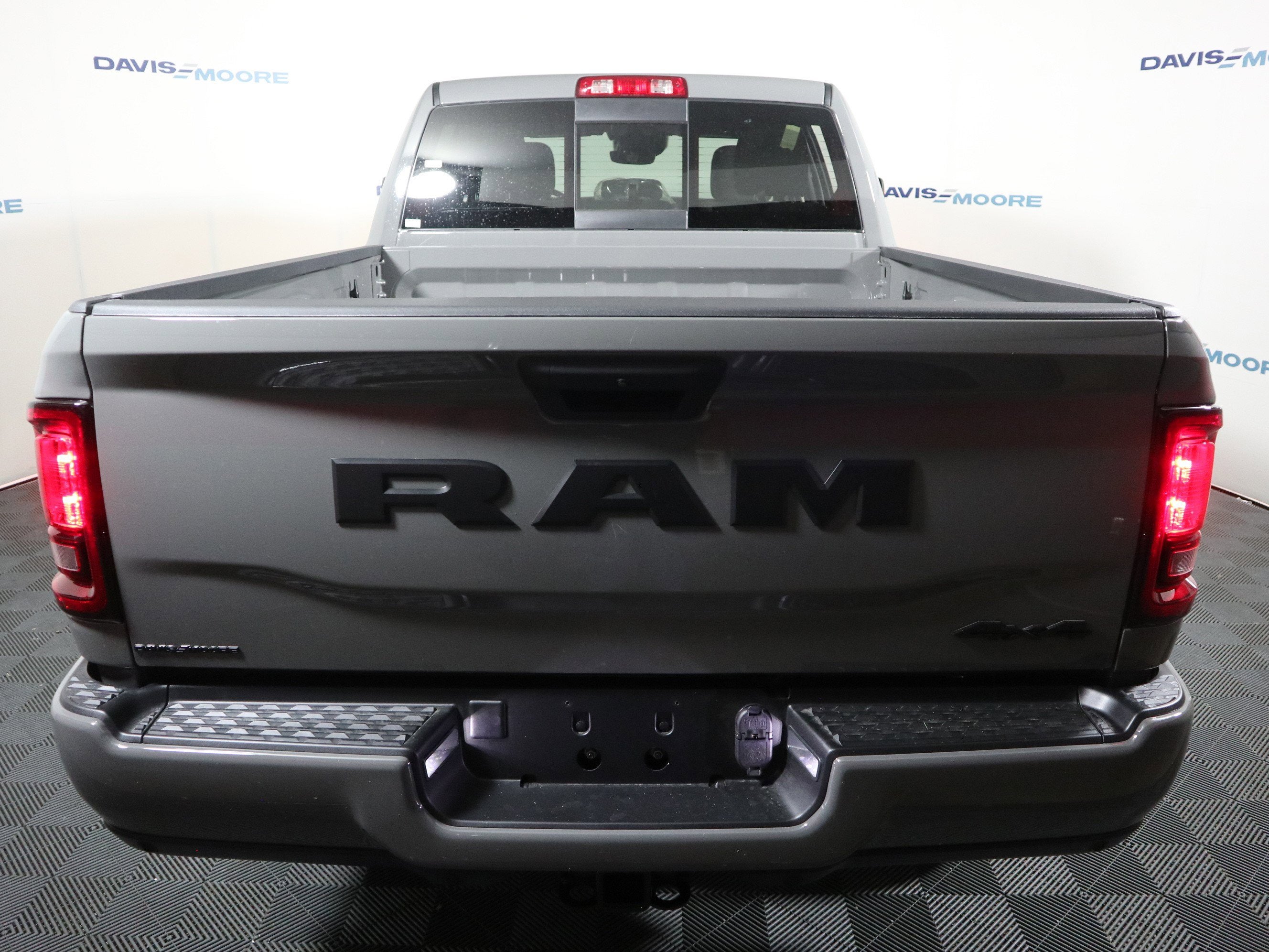 2026 RAM 2500 Black Express Crew Cab 4x4