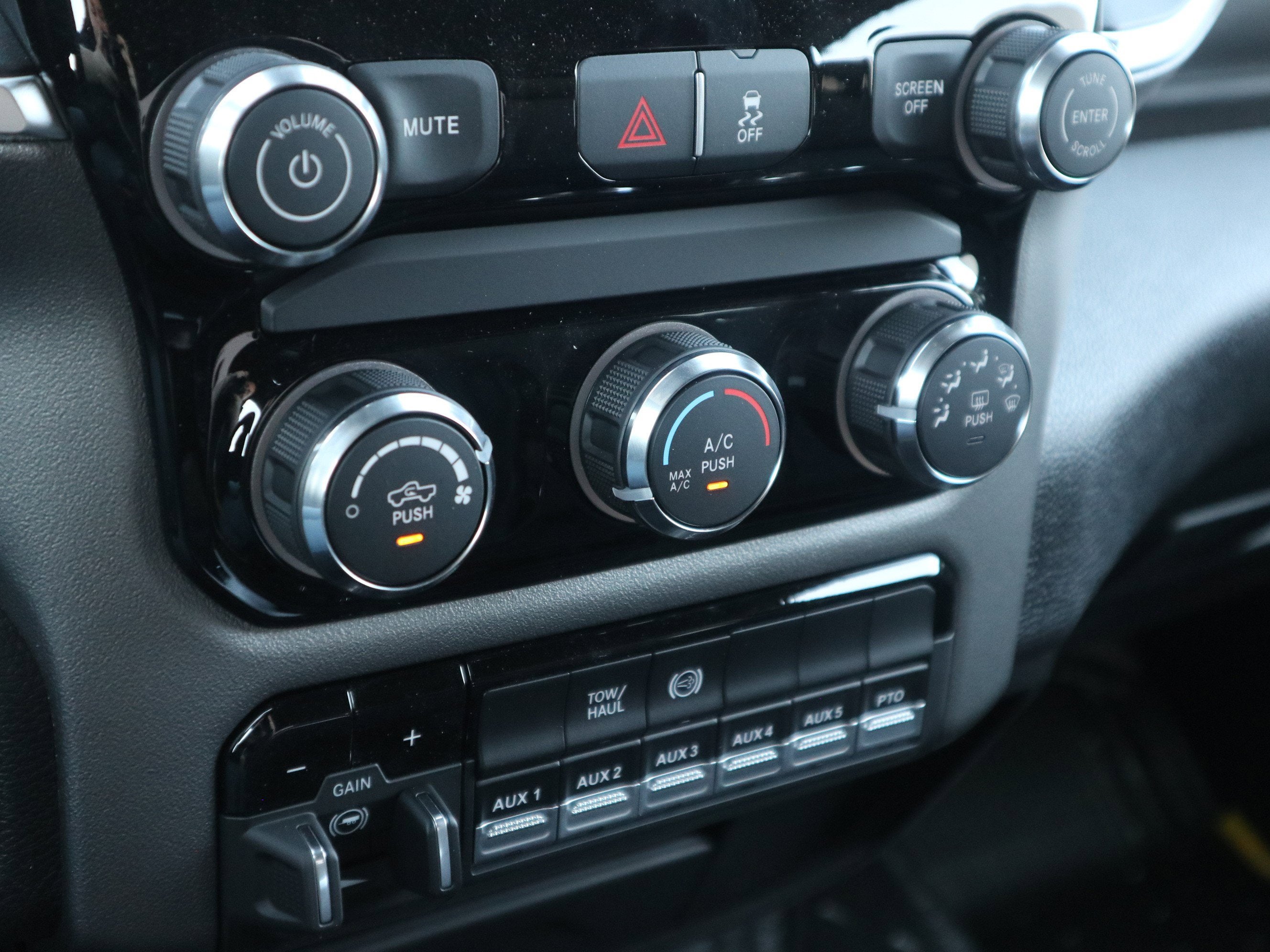 2026 RAM 4500 TRADESMAN